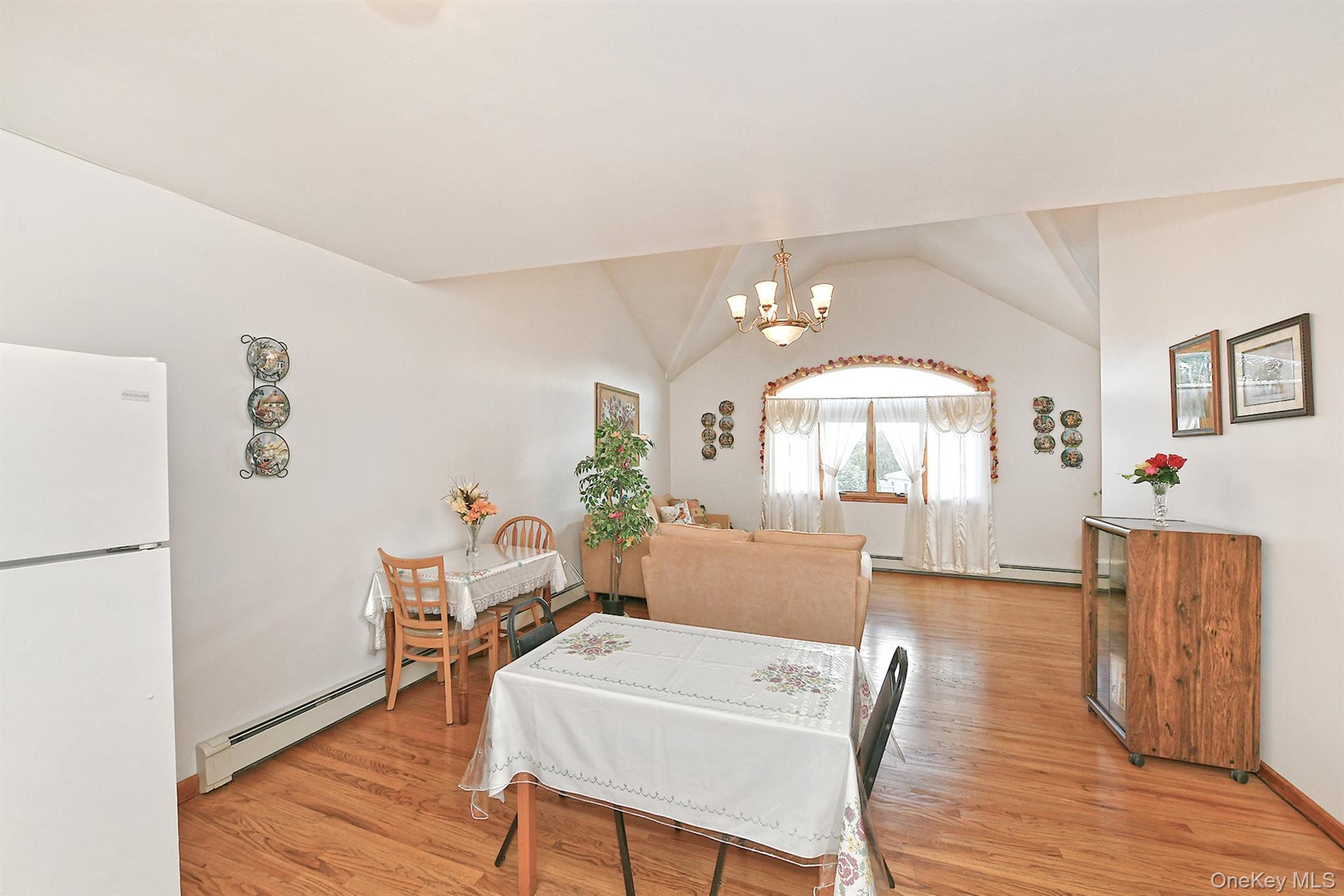 4278 Clarissa Road, Bethpage, NY 11714