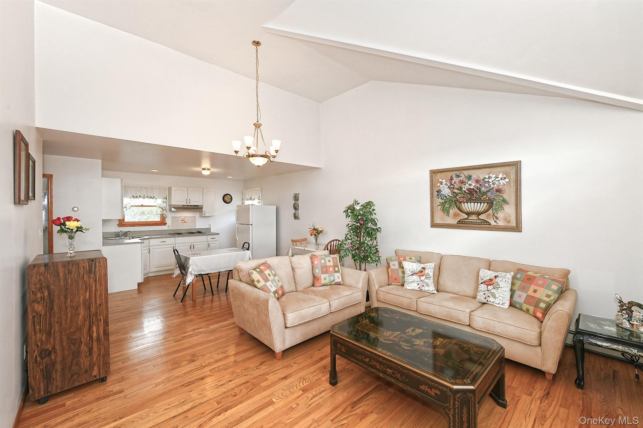 4278 Clarissa Road, Bethpage, NY 11714