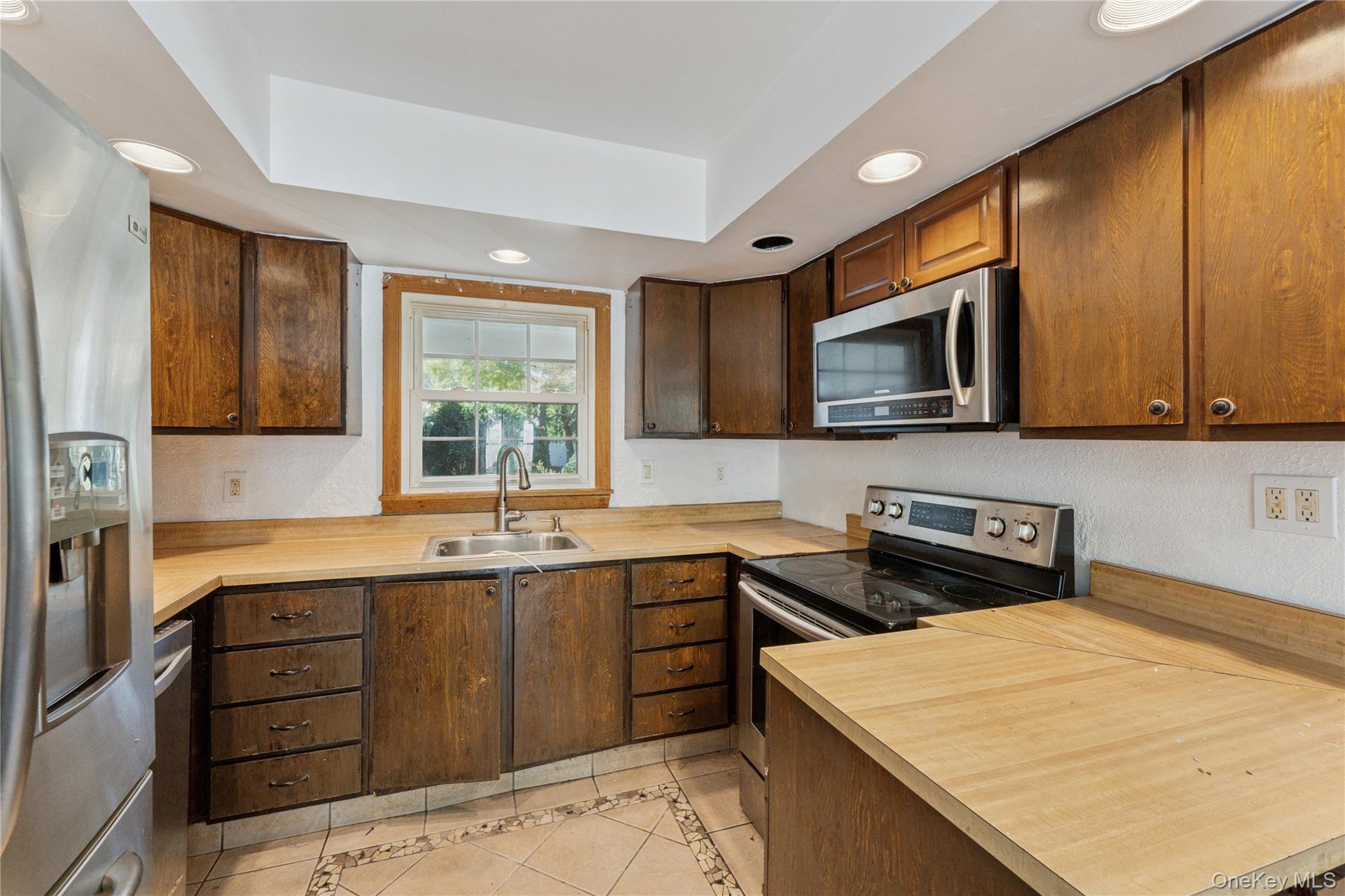 43 Millbrook Drive, Brookhaven, NY 11790