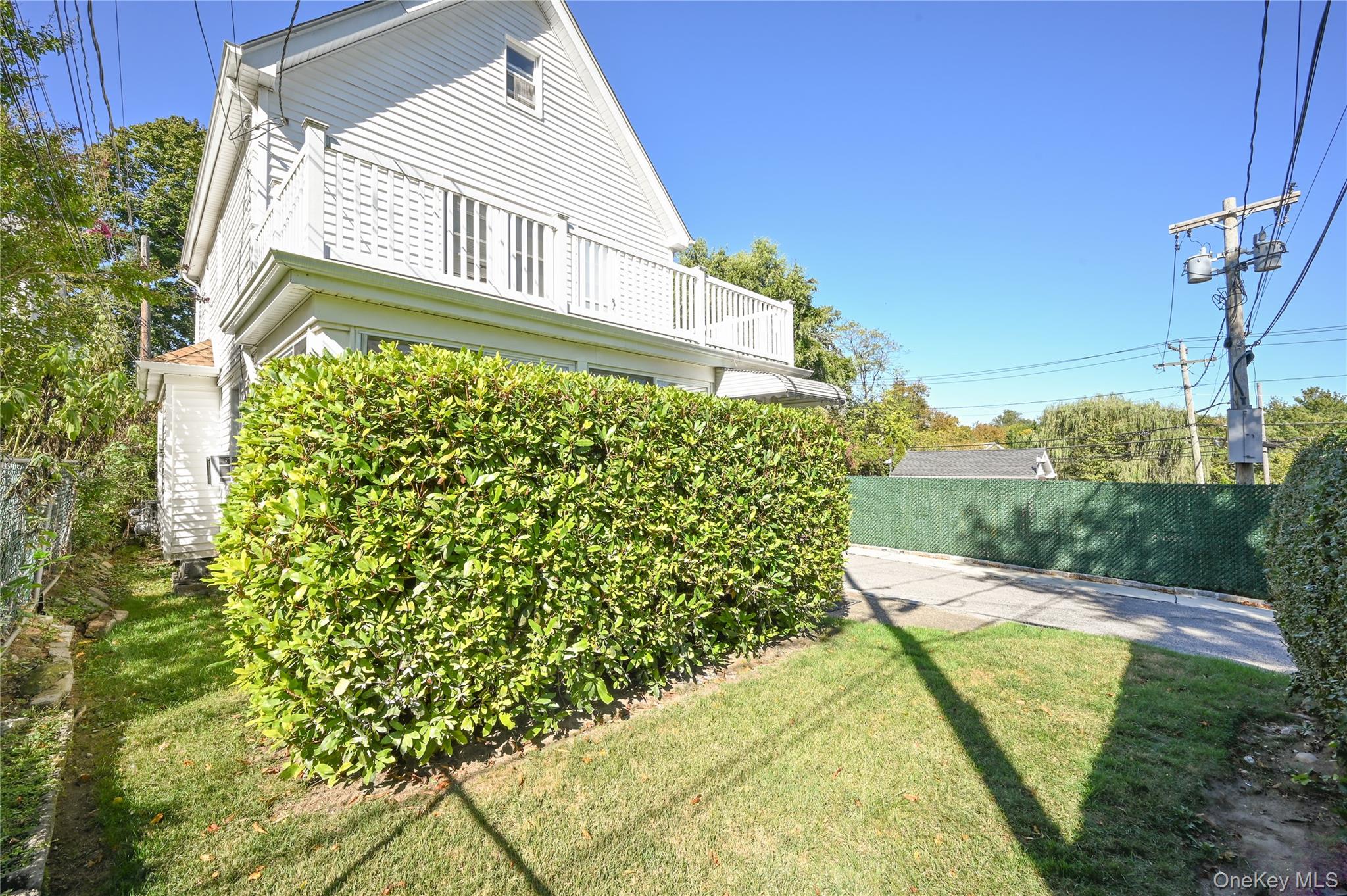 6 Red Brook Terrace, Great Neck, NY 11024