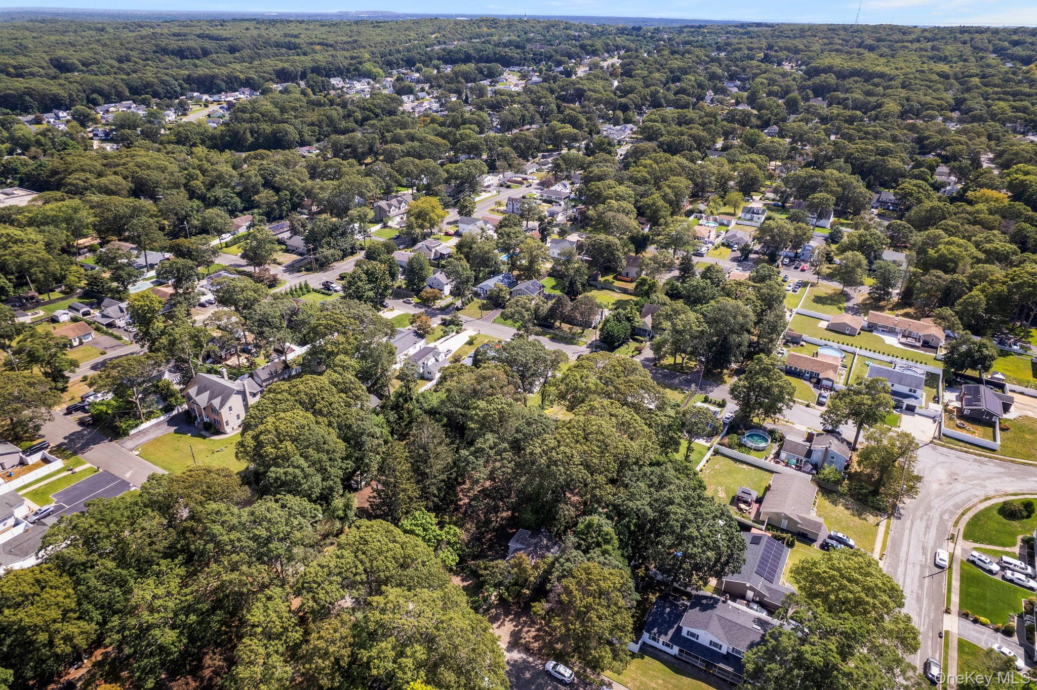 36 Kensington Avenue, Selden, NY 11784