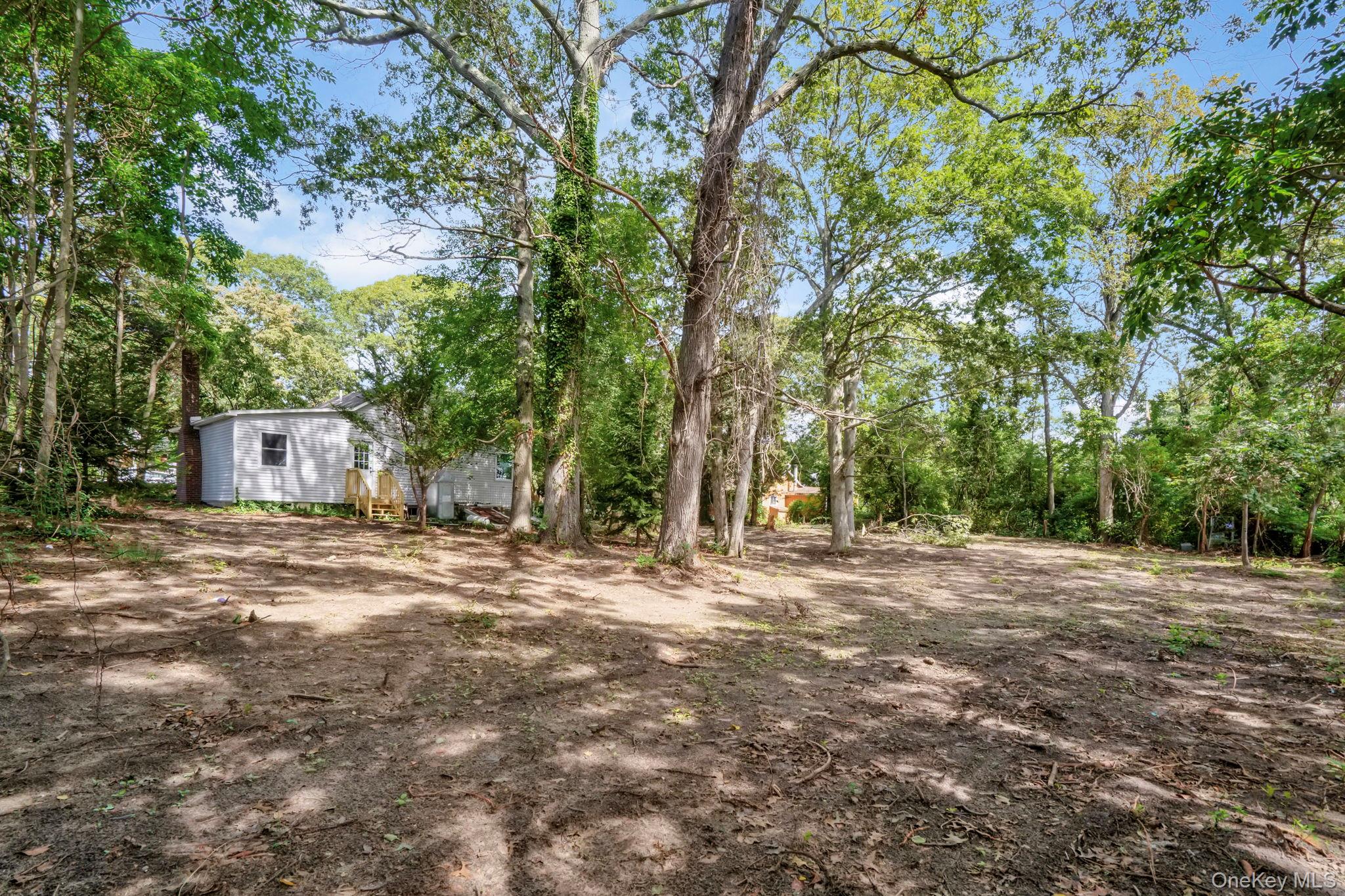 36 Kensington Avenue, Selden, NY 11784