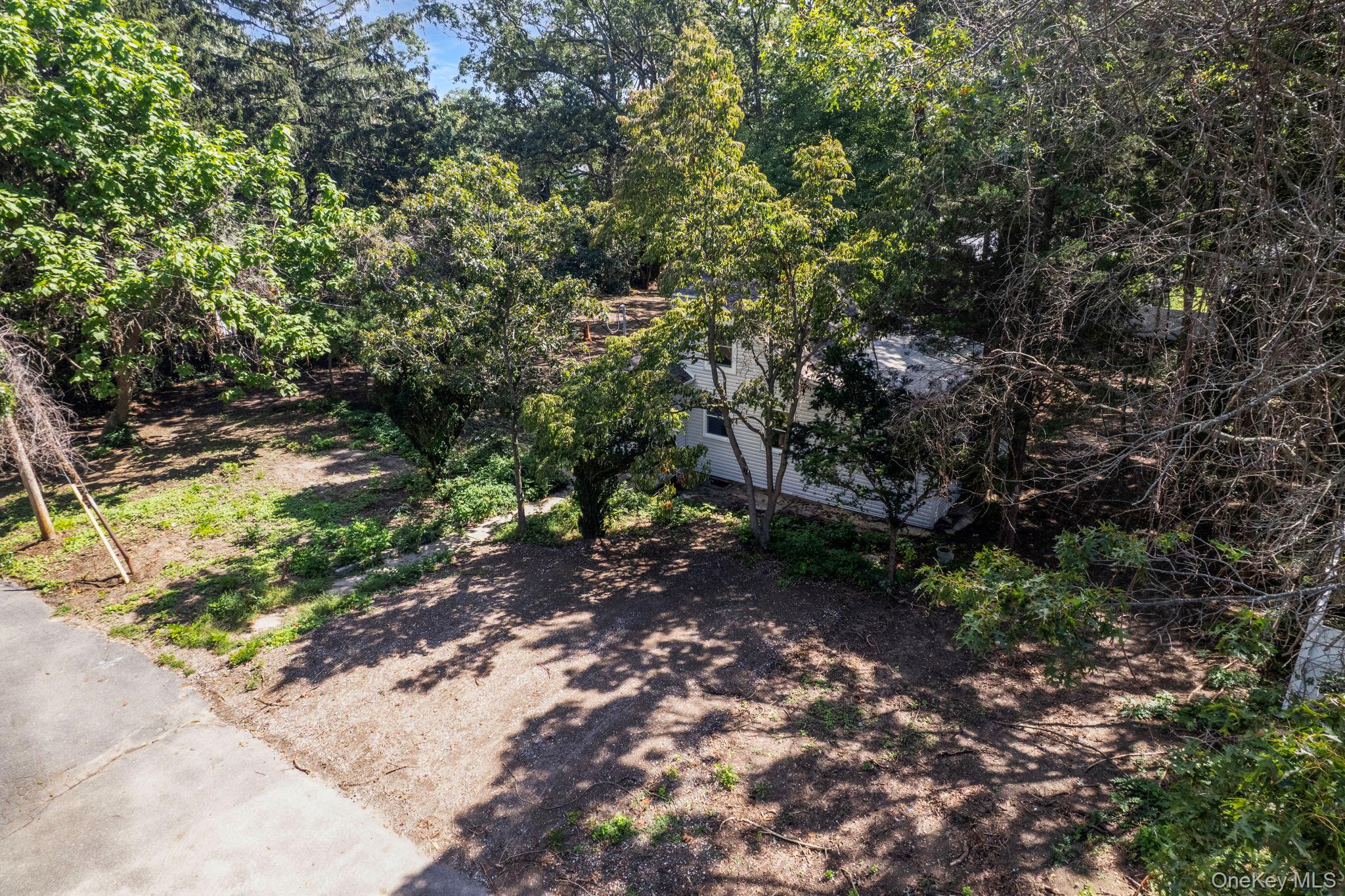 36 Kensington Avenue, Selden, NY 11784