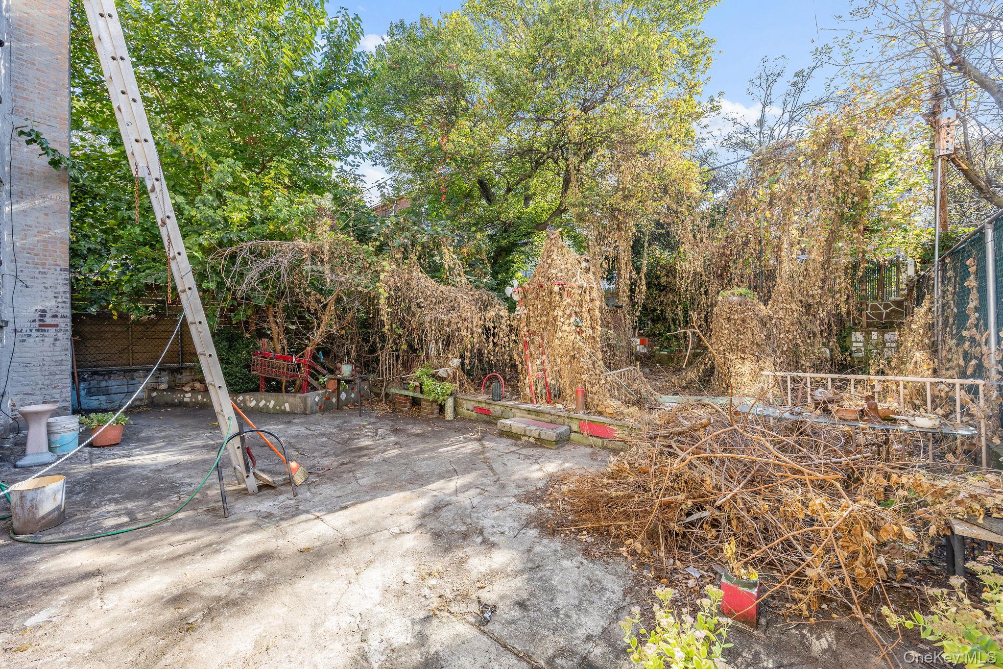 994 Hart Street, Brooklyn, NY 11237