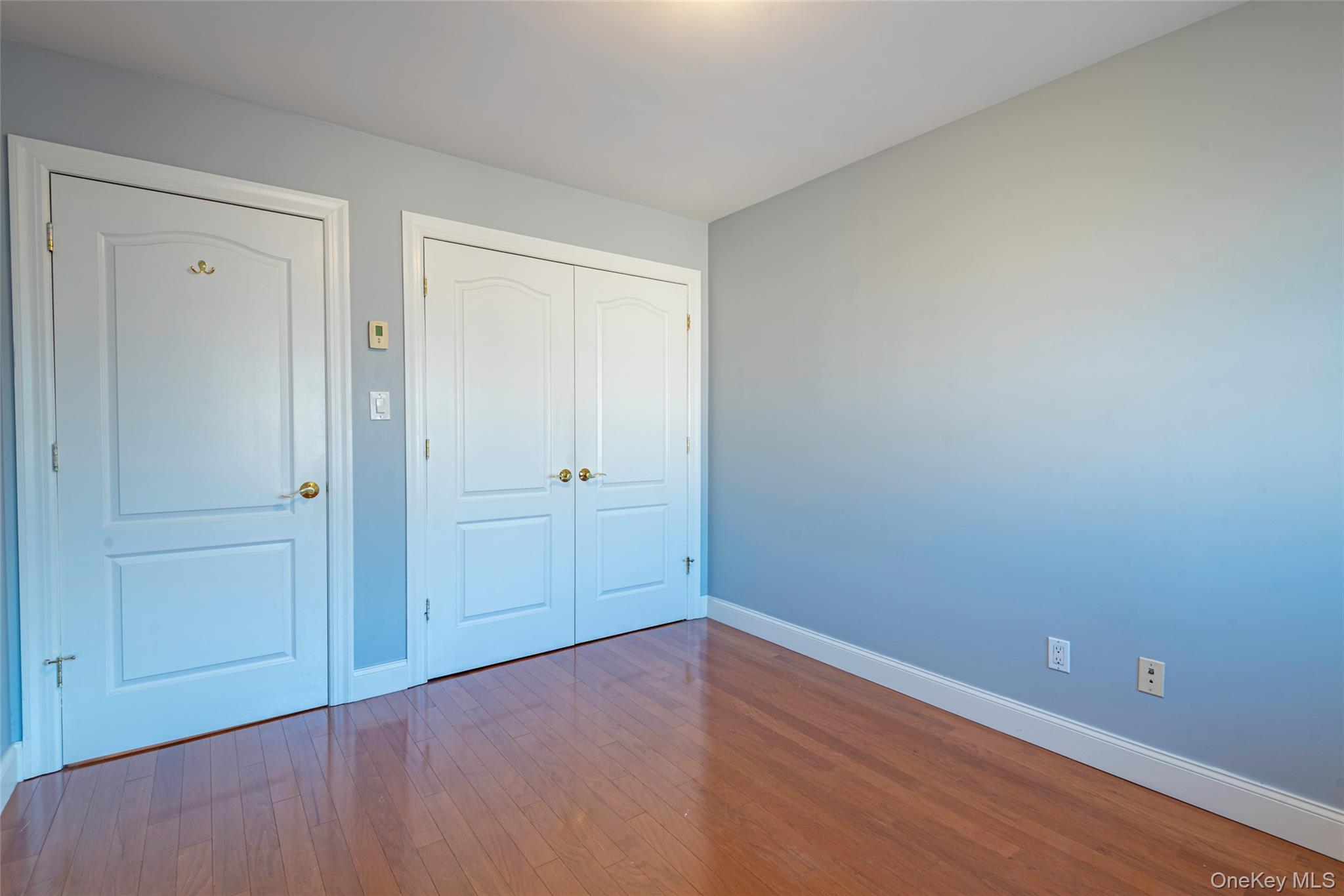 42-23 212 Street # 3B, Bayside, NY 11361