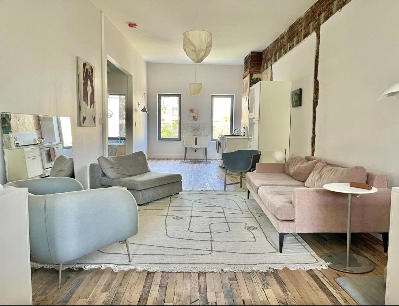 285A KINGSLAND Avenue # 2, Brooklyn, NY 11222