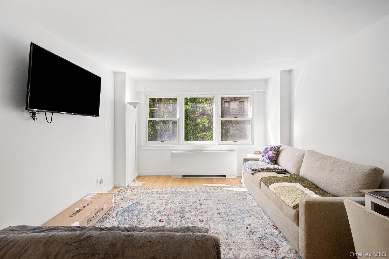 520 E 76TH Street # 4H, New York (Manhattan), NY 10021