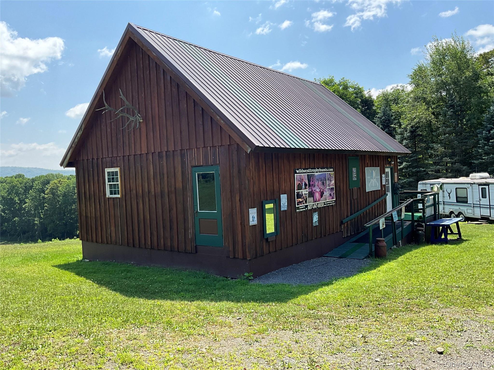 213 Button Rd, Other, NY 13438