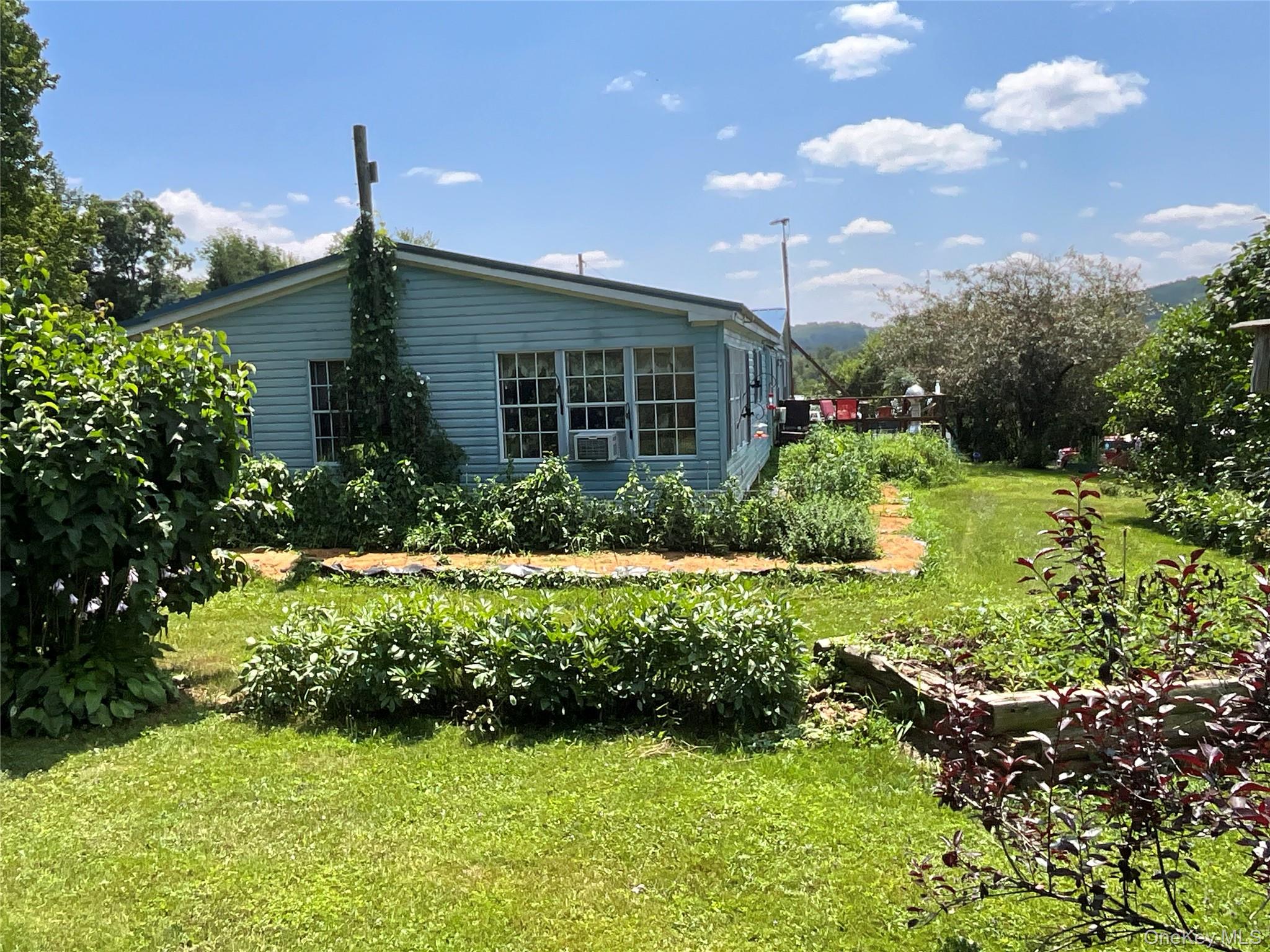 213 Button Rd, Other, NY 13438