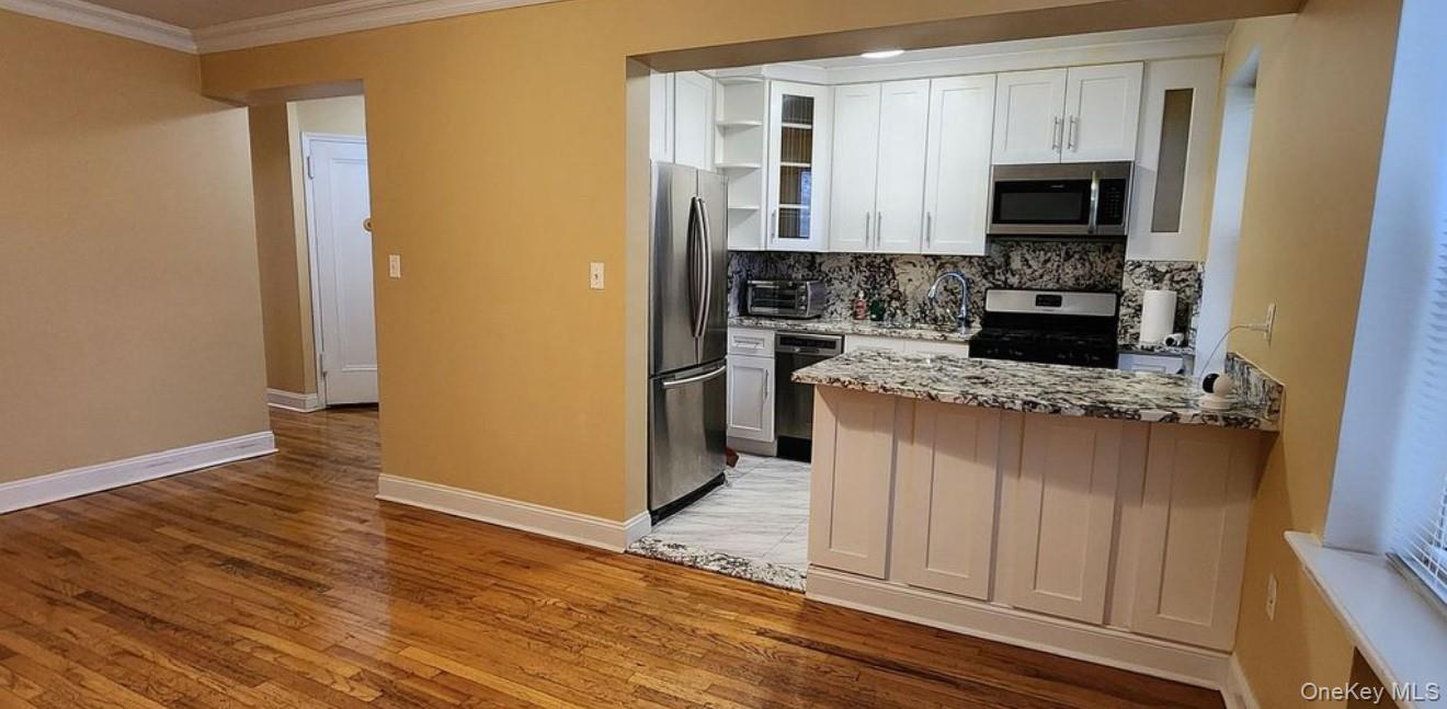 14139 79TH AVE # 3O, Kew Garden Hills, NY 11367