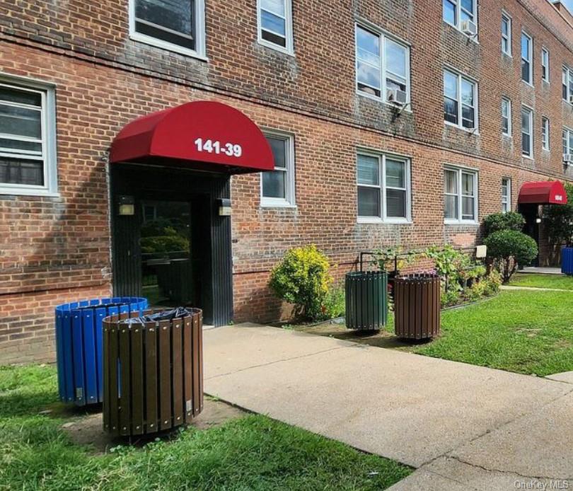 141-39 79TH AVE # 3O, Kew Garden Hills, NY 11367