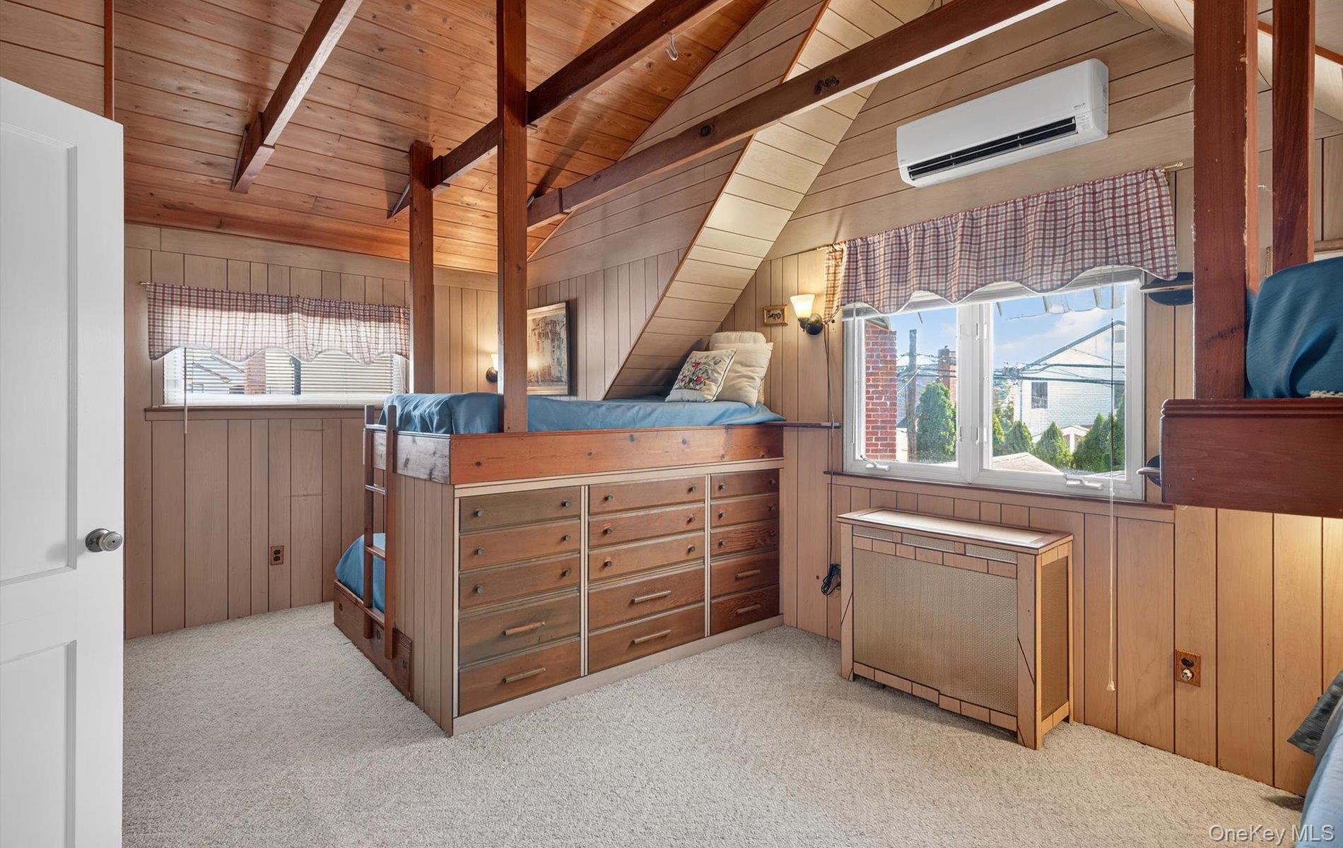 227 Brown Street, Mineola, NY 11501