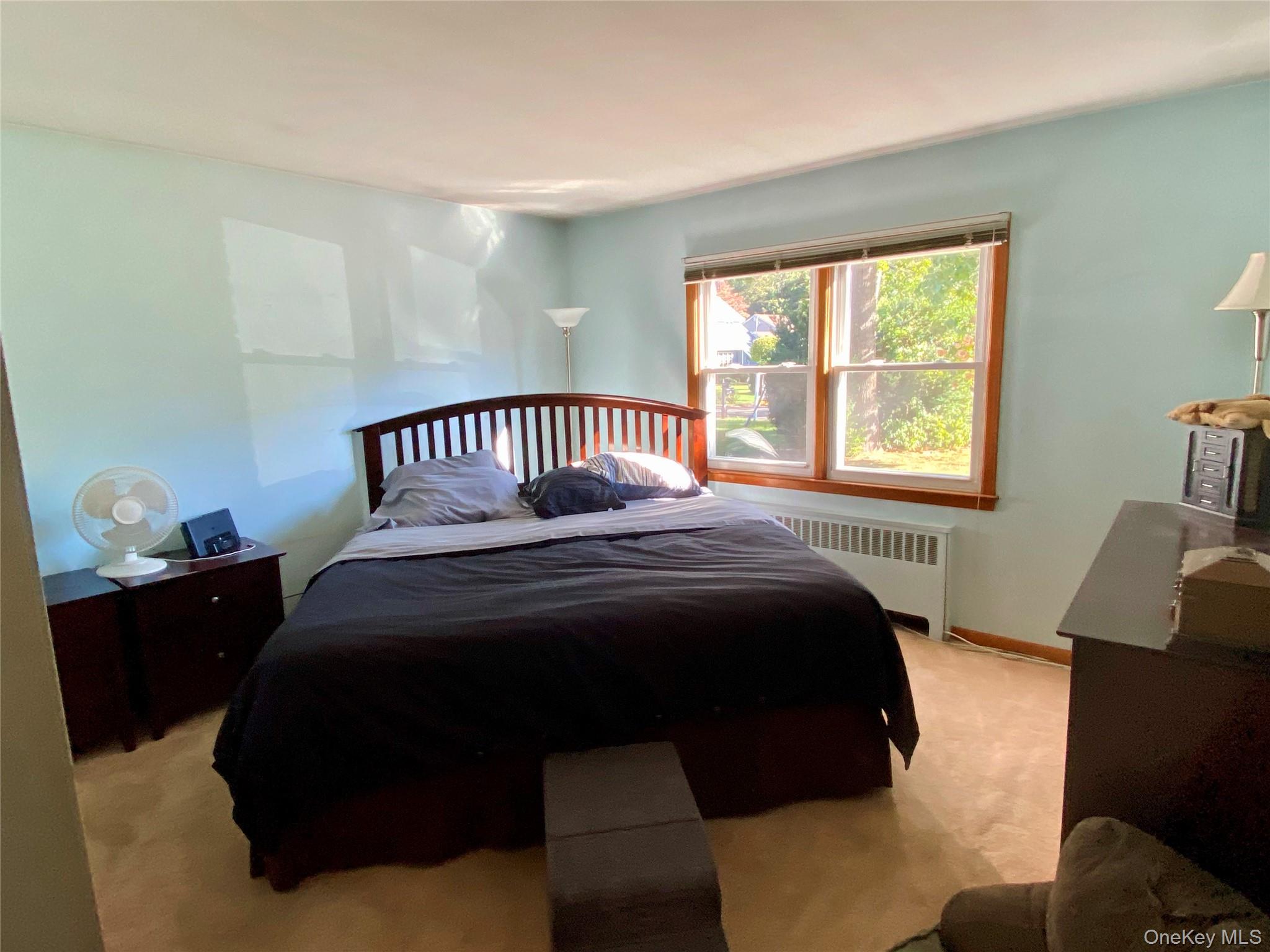 65 Oak Avenue, Huntington Station, NY 11746