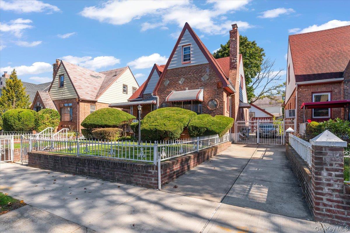 11615 220th Street, Cambria Heights, NY 11411