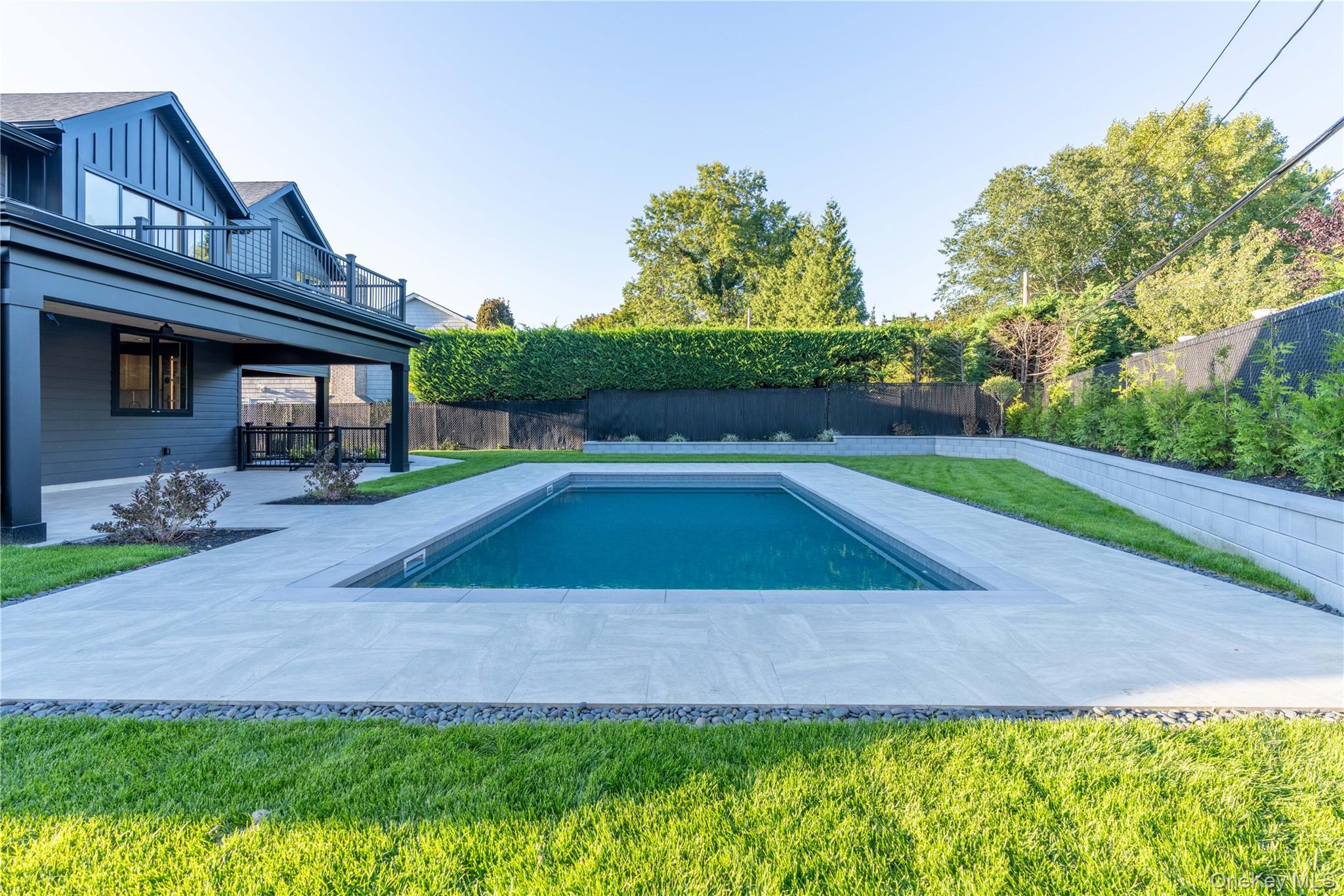 487 Davie Street, Westbury, NY 11590