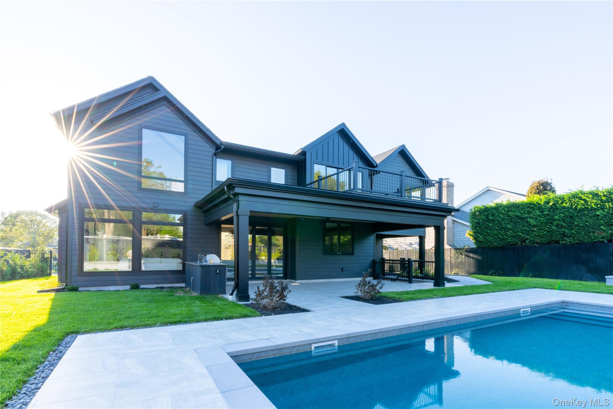 487 Davie Street, Westbury, NY 11590