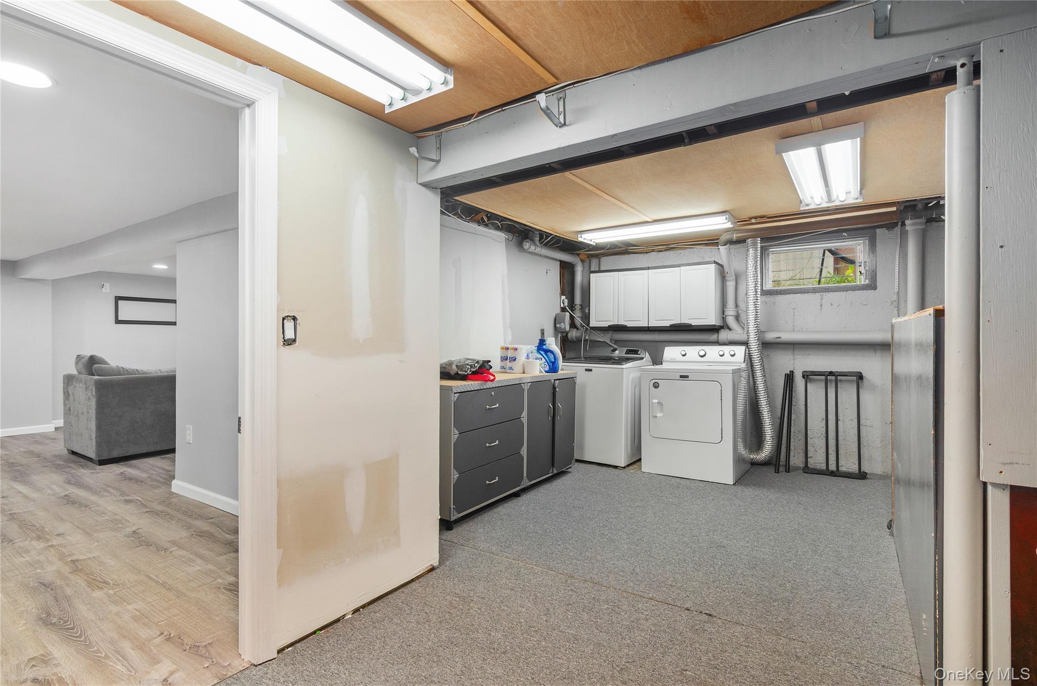 122 Dougherty Avenue, Holbrook, NY 11741