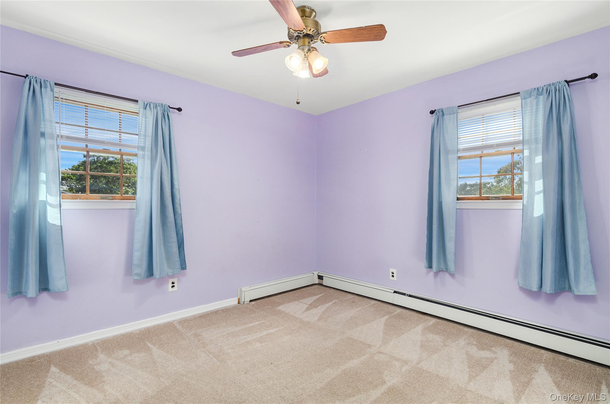 122 Dougherty Avenue, Holbrook, NY 11741