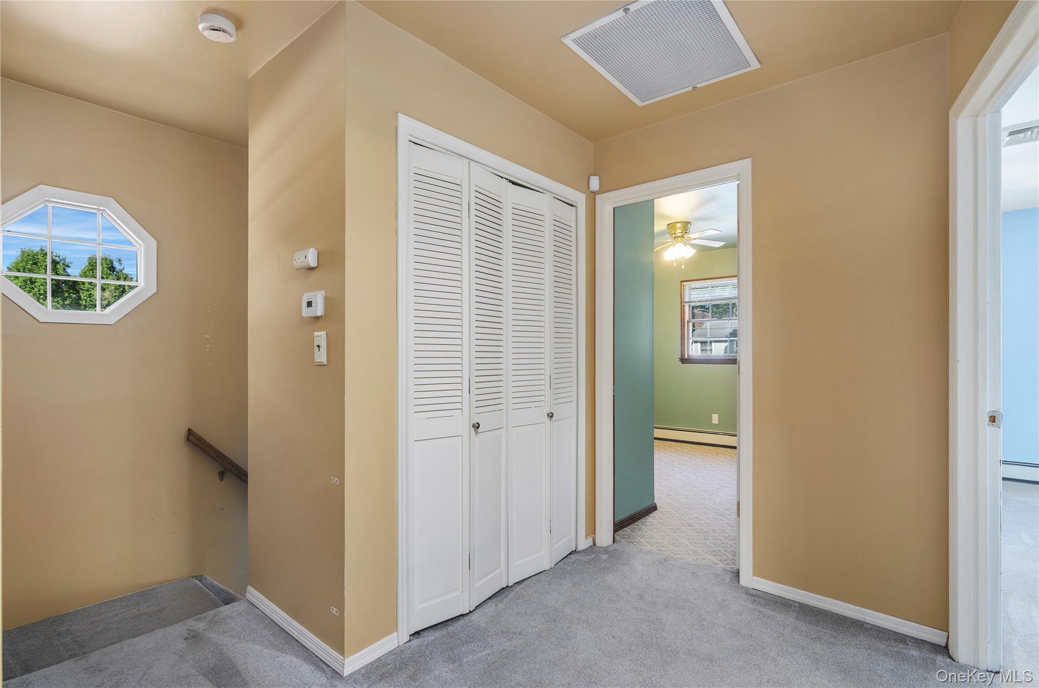 122 Dougherty Avenue, Holbrook, NY 11741