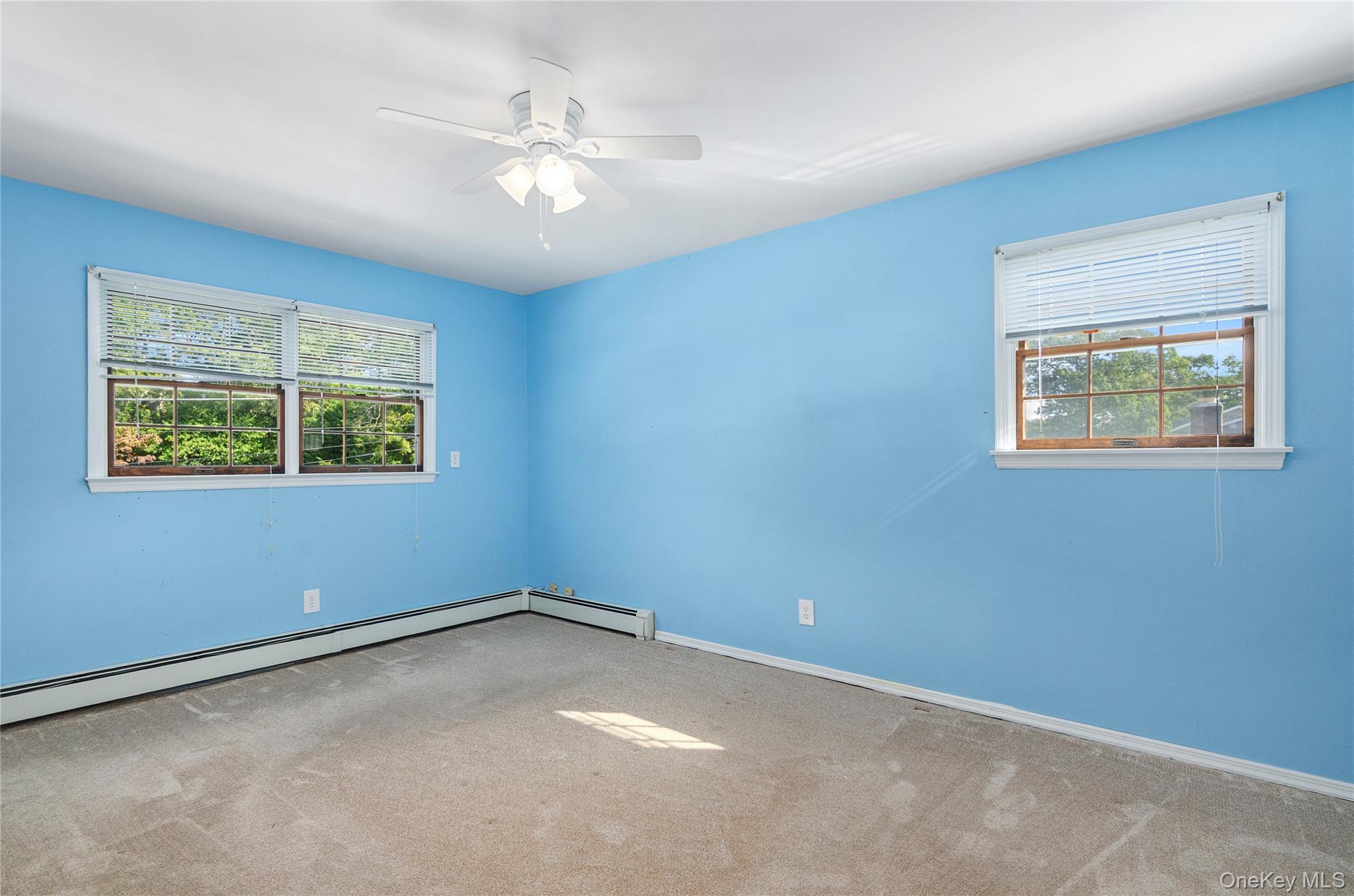 122 Dougherty Avenue, Holbrook, NY 11741