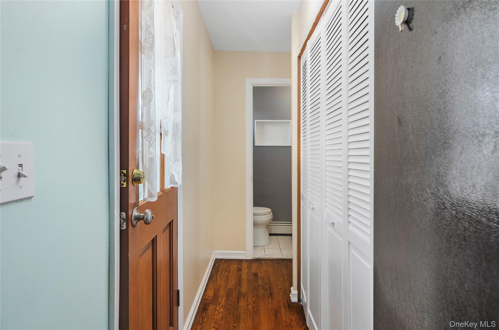 122 Dougherty Avenue, Holbrook, NY 11741