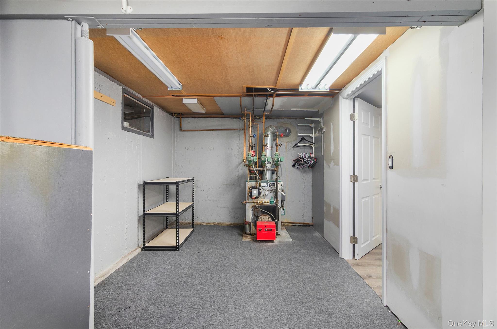 122 Dougherty Avenue, Holbrook, NY 11741