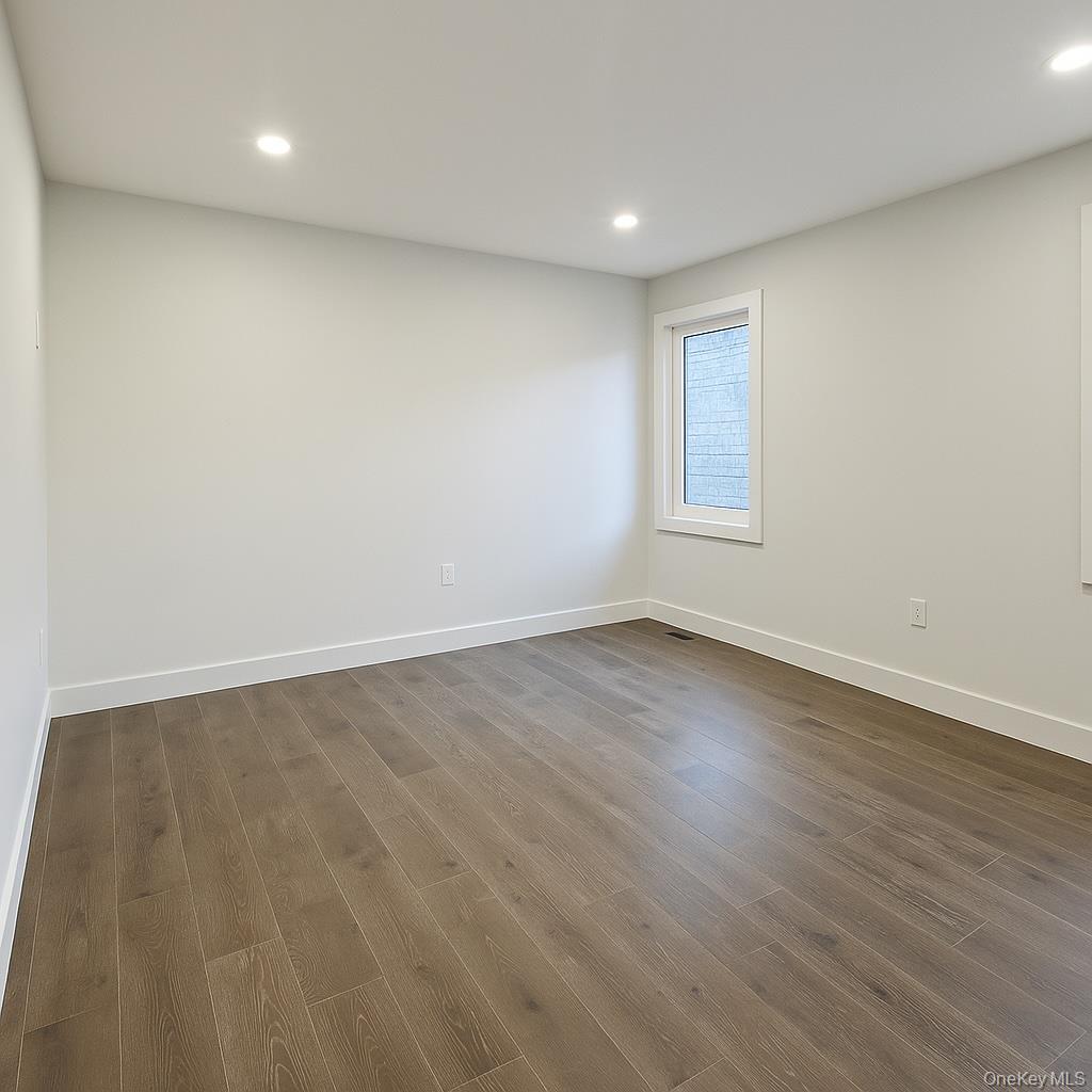 437 Sunrise Highway, West Babylon, NY 11704