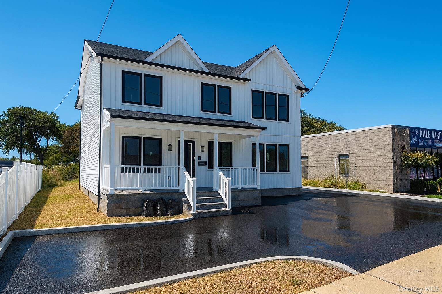 437 Sunrise Highway, West Babylon, NY 11704