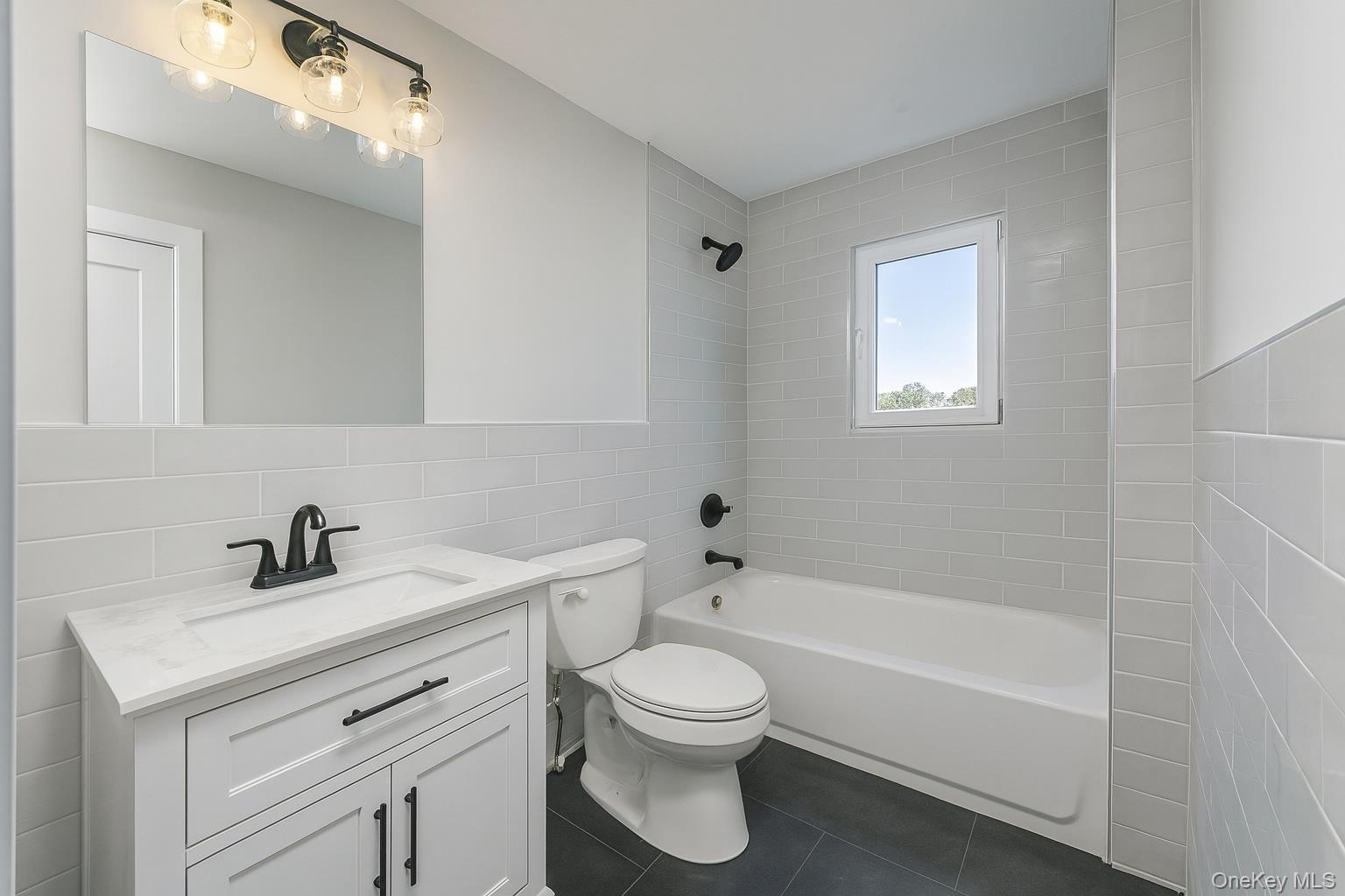 437 Sunrise Highway, West Babylon, NY 11704