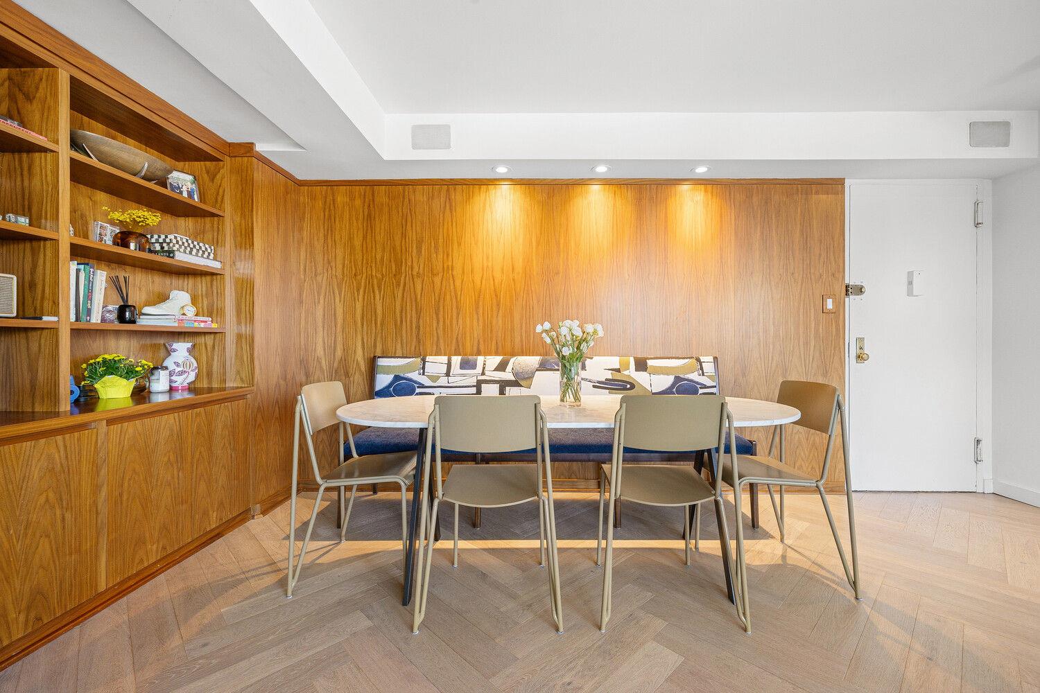 2 CHARLTON Street # PH16F, New York (Manhattan), NY 10014