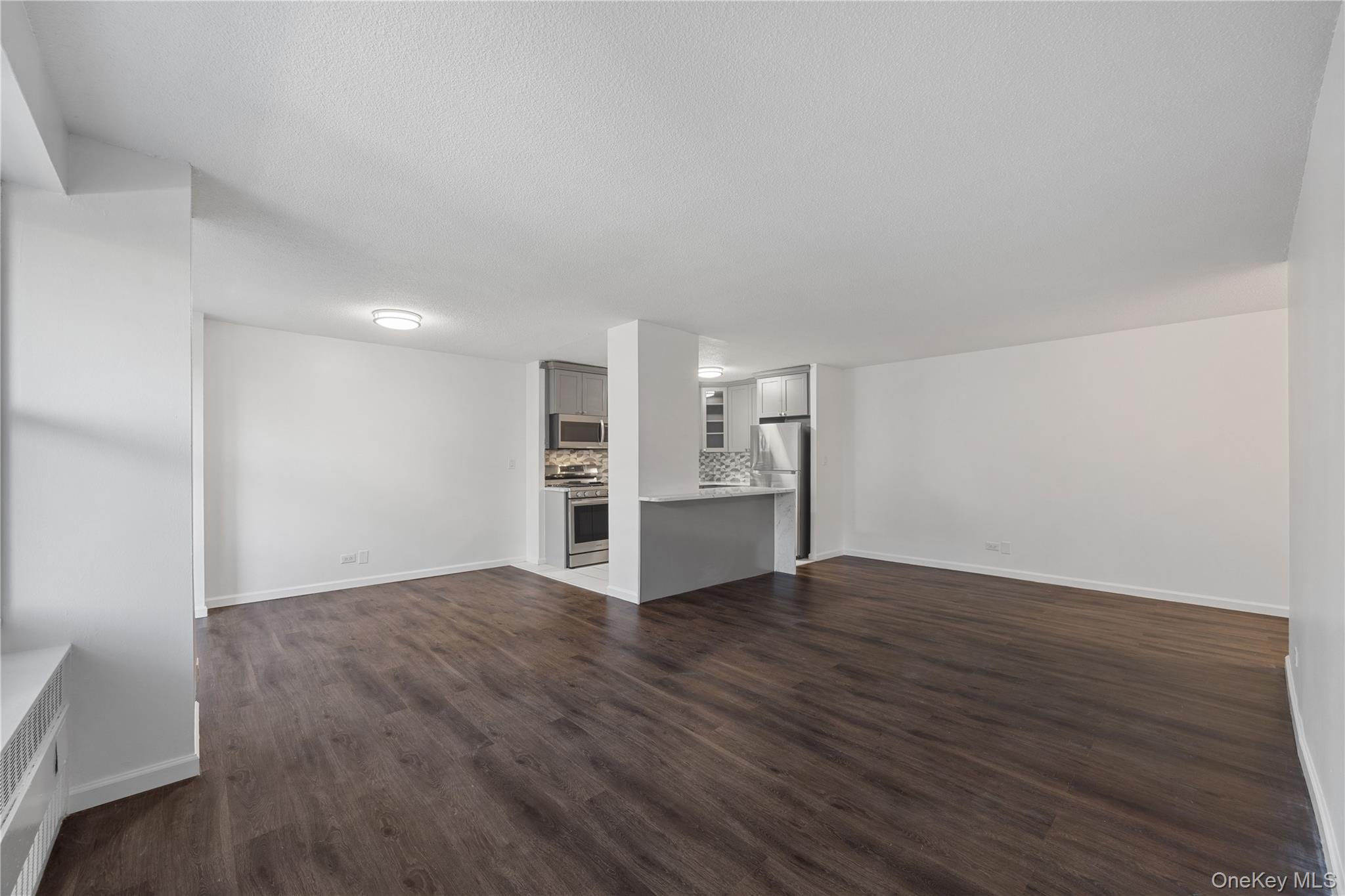 2550 Olinville Avenue # 4G, Bronx, NY 10467