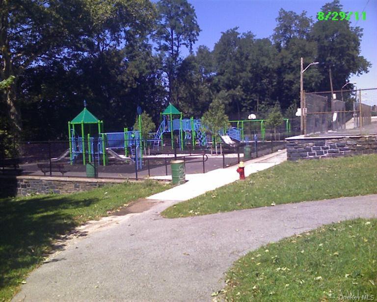 222 Buena Vista Avenue # 1R, Yonkers, NY 10701