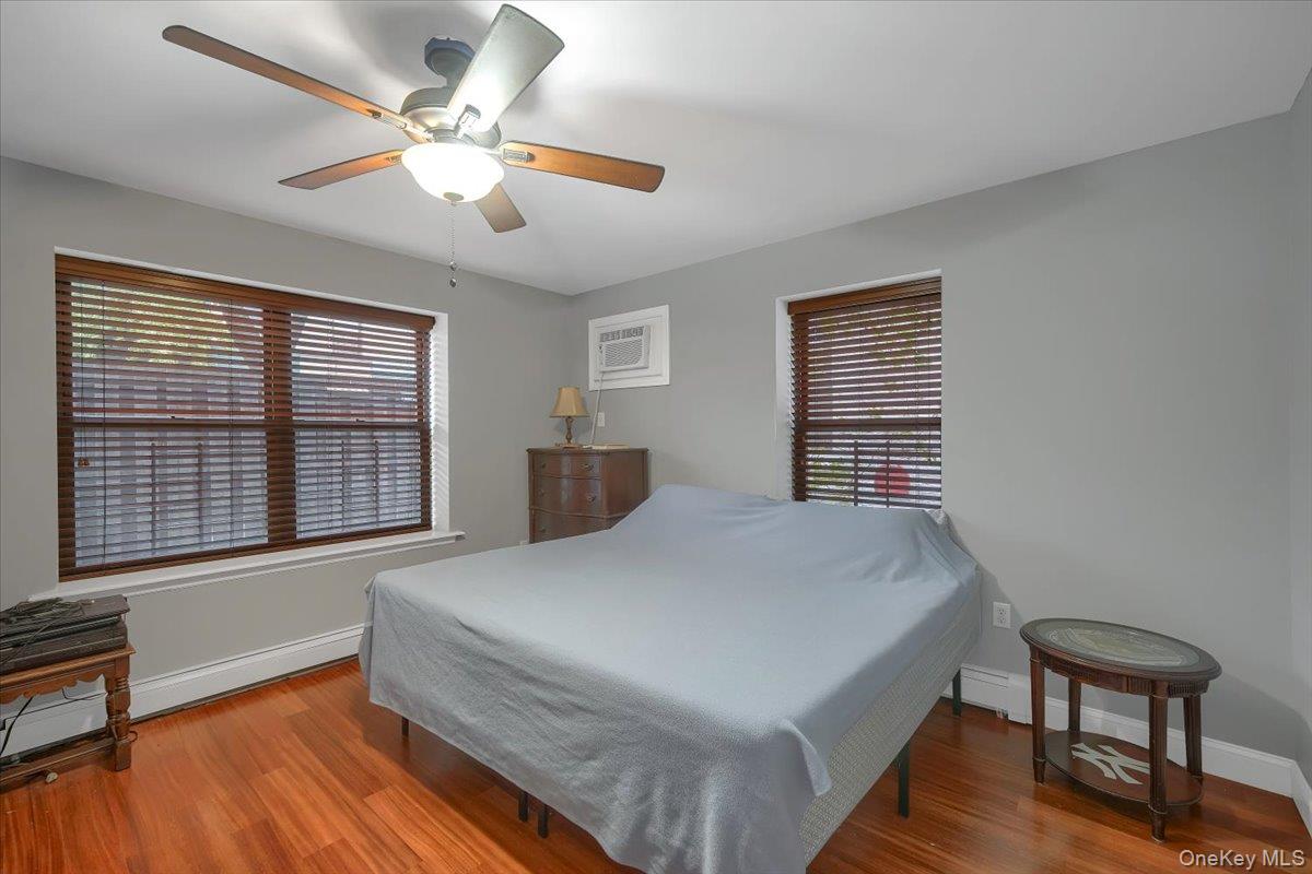 190 W 239th Street, Bronx, NY 10463