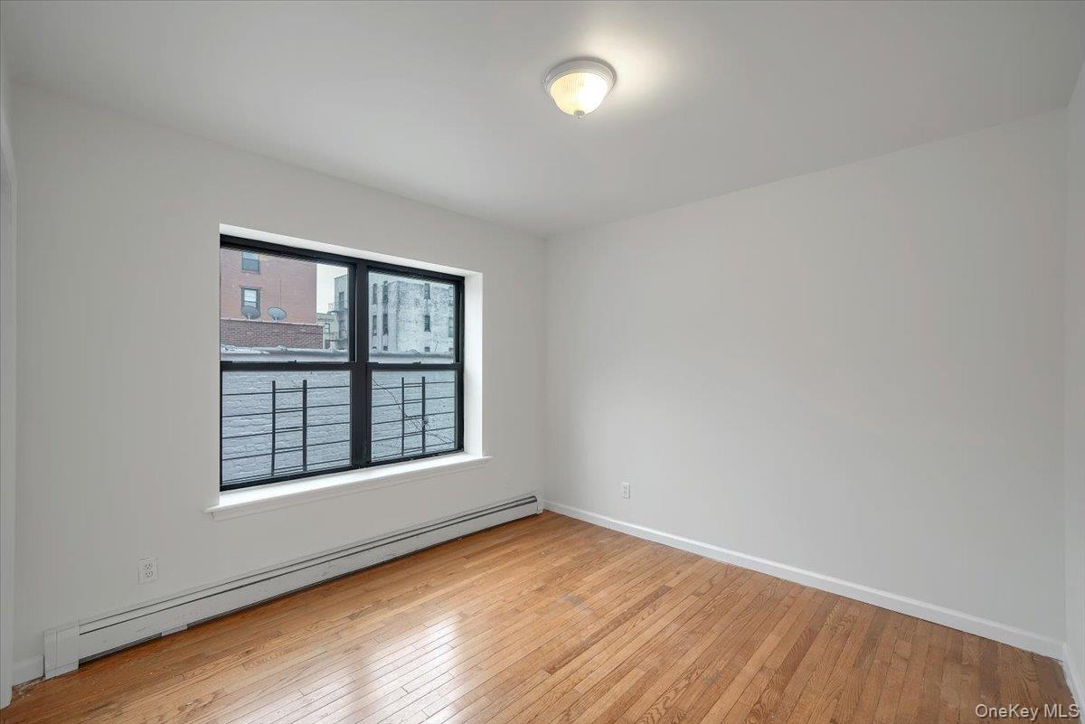 190 W 239th Street, Bronx, NY 10463