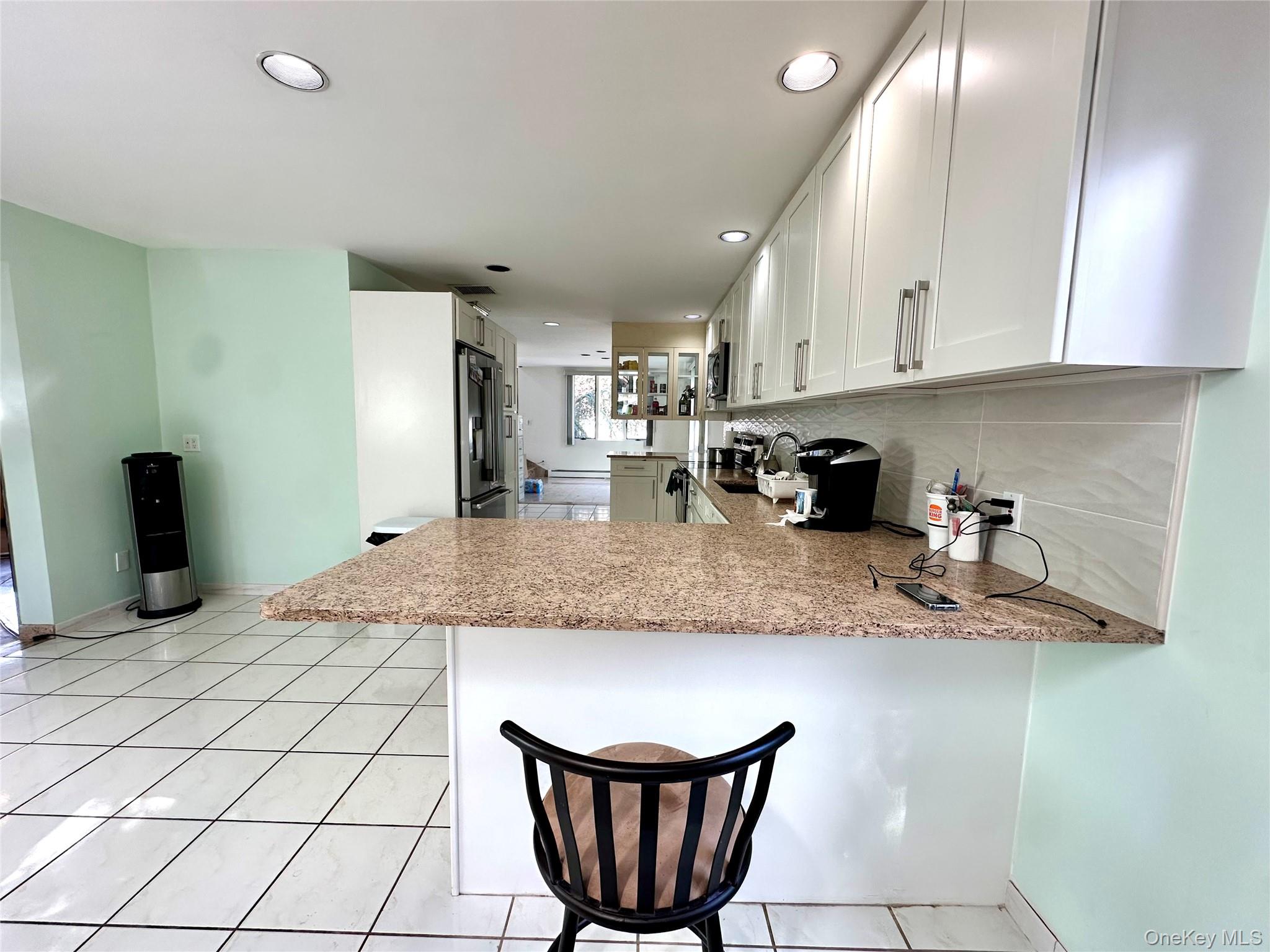 1027 Windermere Road, Franklin Square, NY 11010