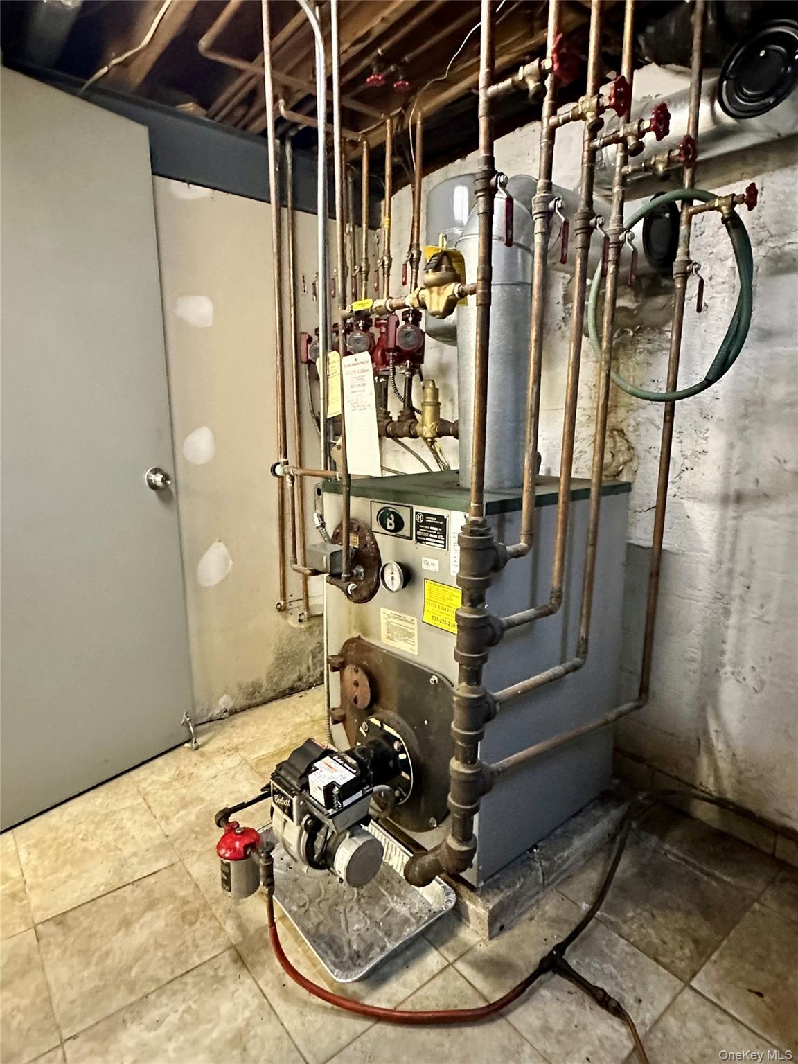 1027 Windermere Road, Franklin Square, NY 11010