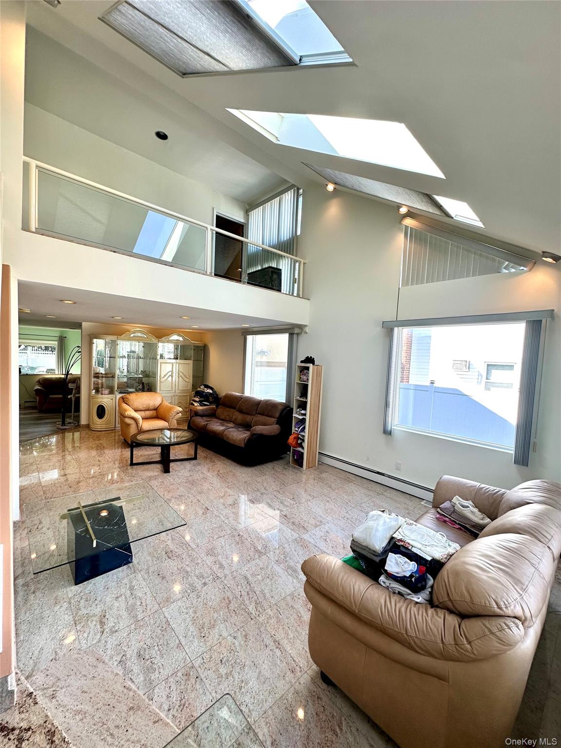 1027 Windermere Road, Franklin Square, NY 11010