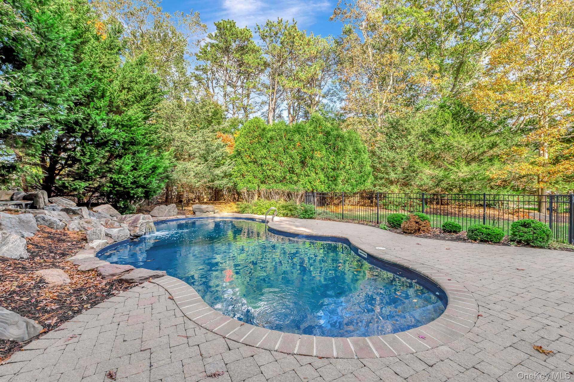 4 Martin Avenue, Shoreham, NY 11786