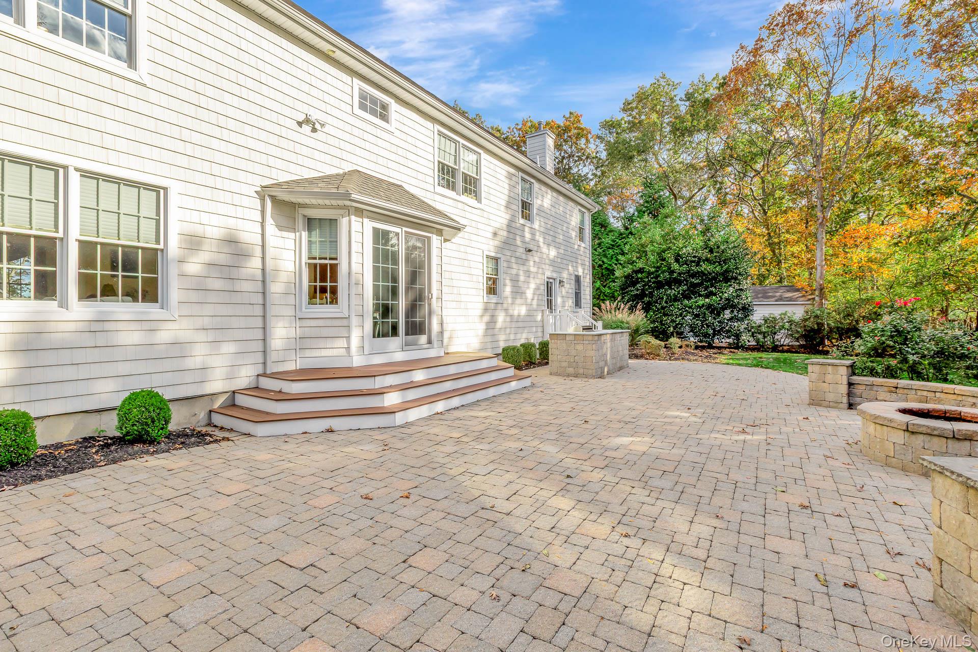 4 Martin Avenue, Shoreham, NY 11786