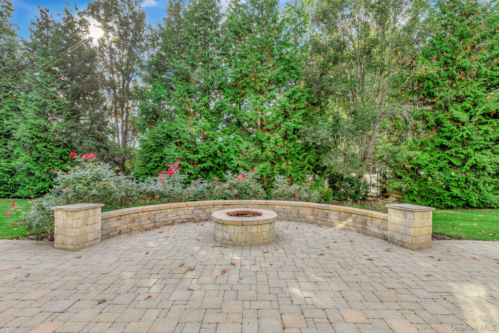 4 Martin Avenue, Shoreham, NY 11786