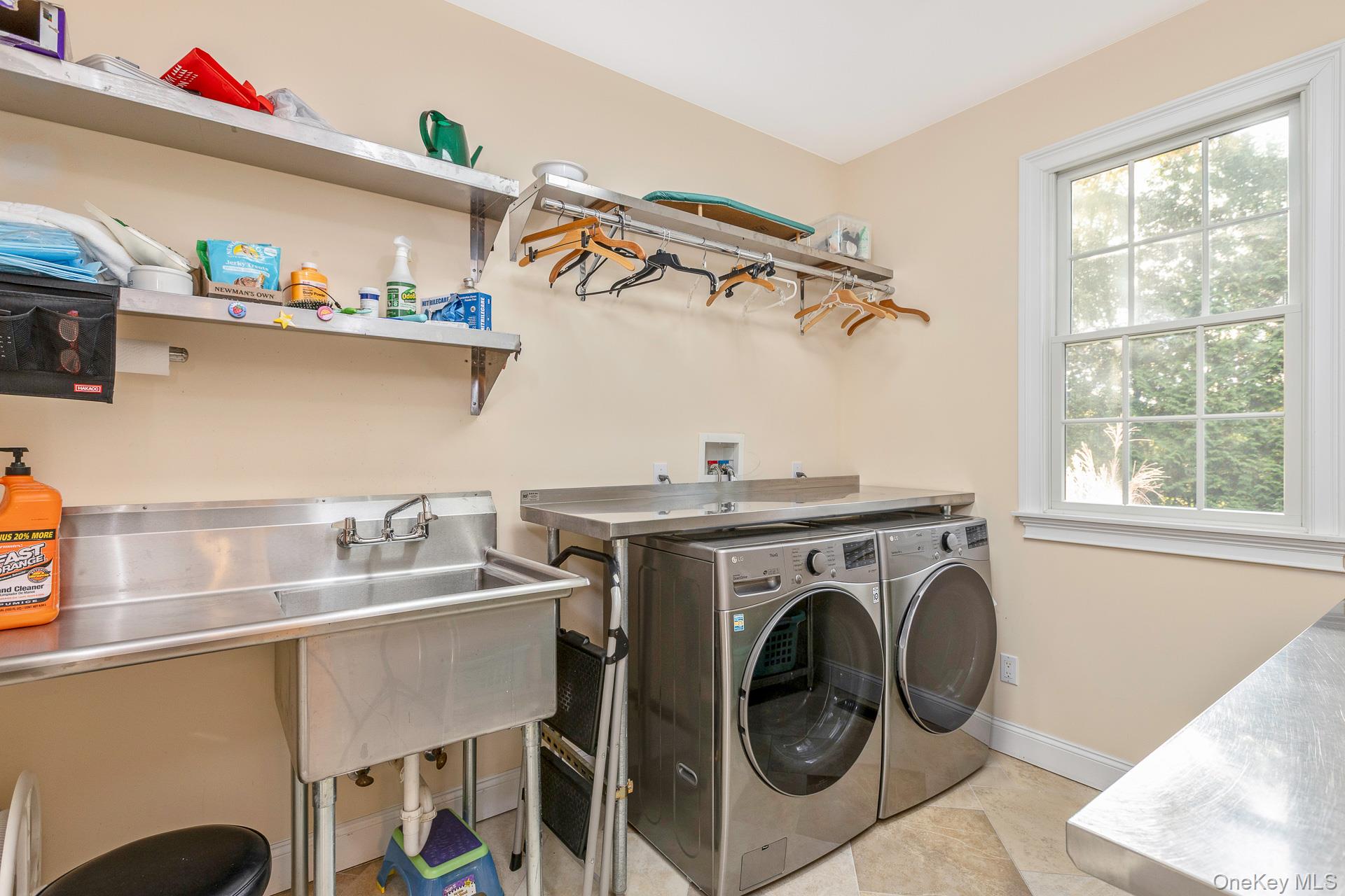 4 Martin Avenue, Shoreham, NY 11786