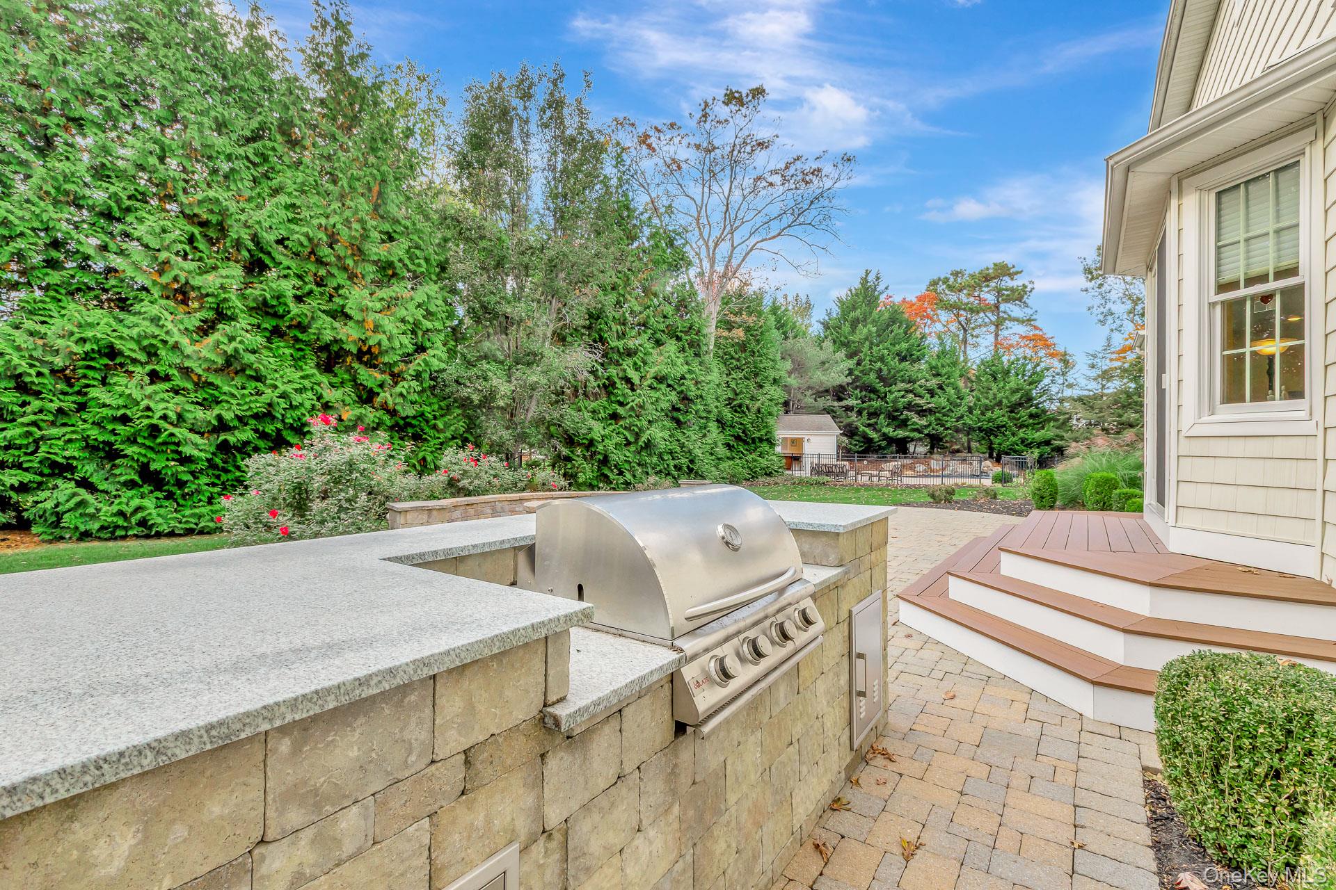 4 Martin Avenue, Shoreham, NY 11786