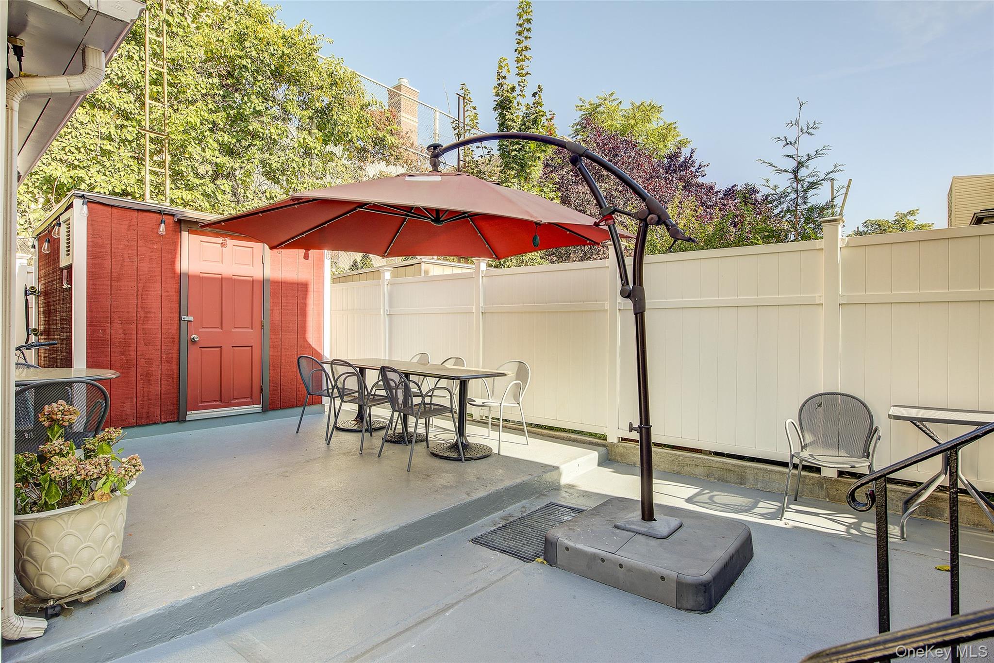 85-21 56th Avenue, Elmhurst, NY 11373