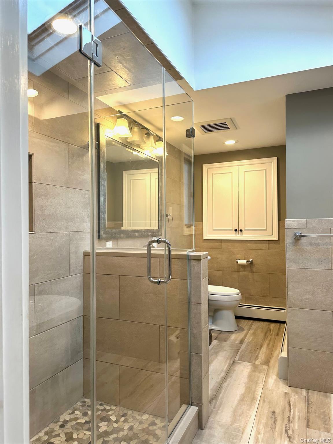 921 Wellington Road, Westbury, NY 11590