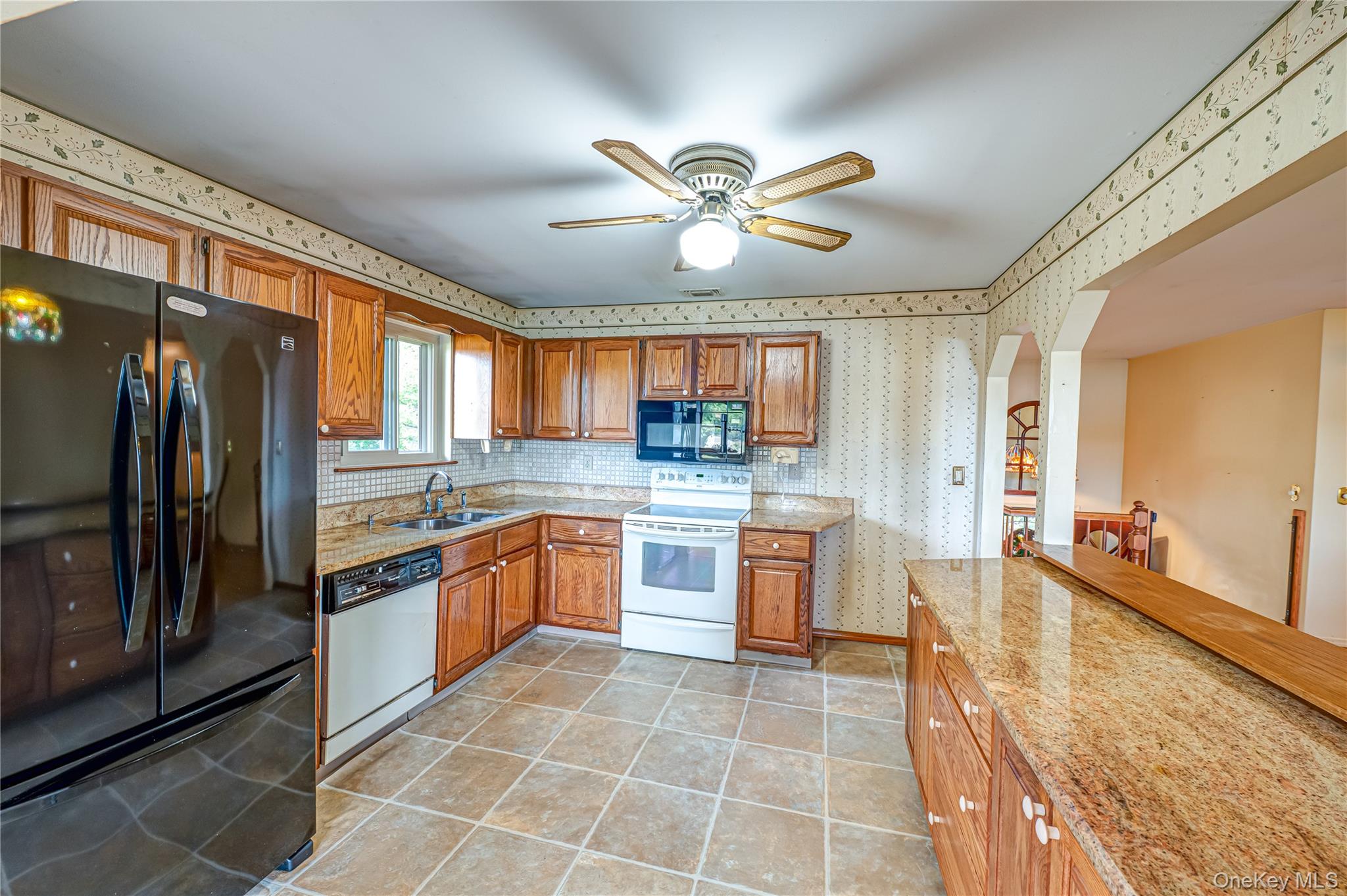 25 Violet Road, Kings Park, NY 11754