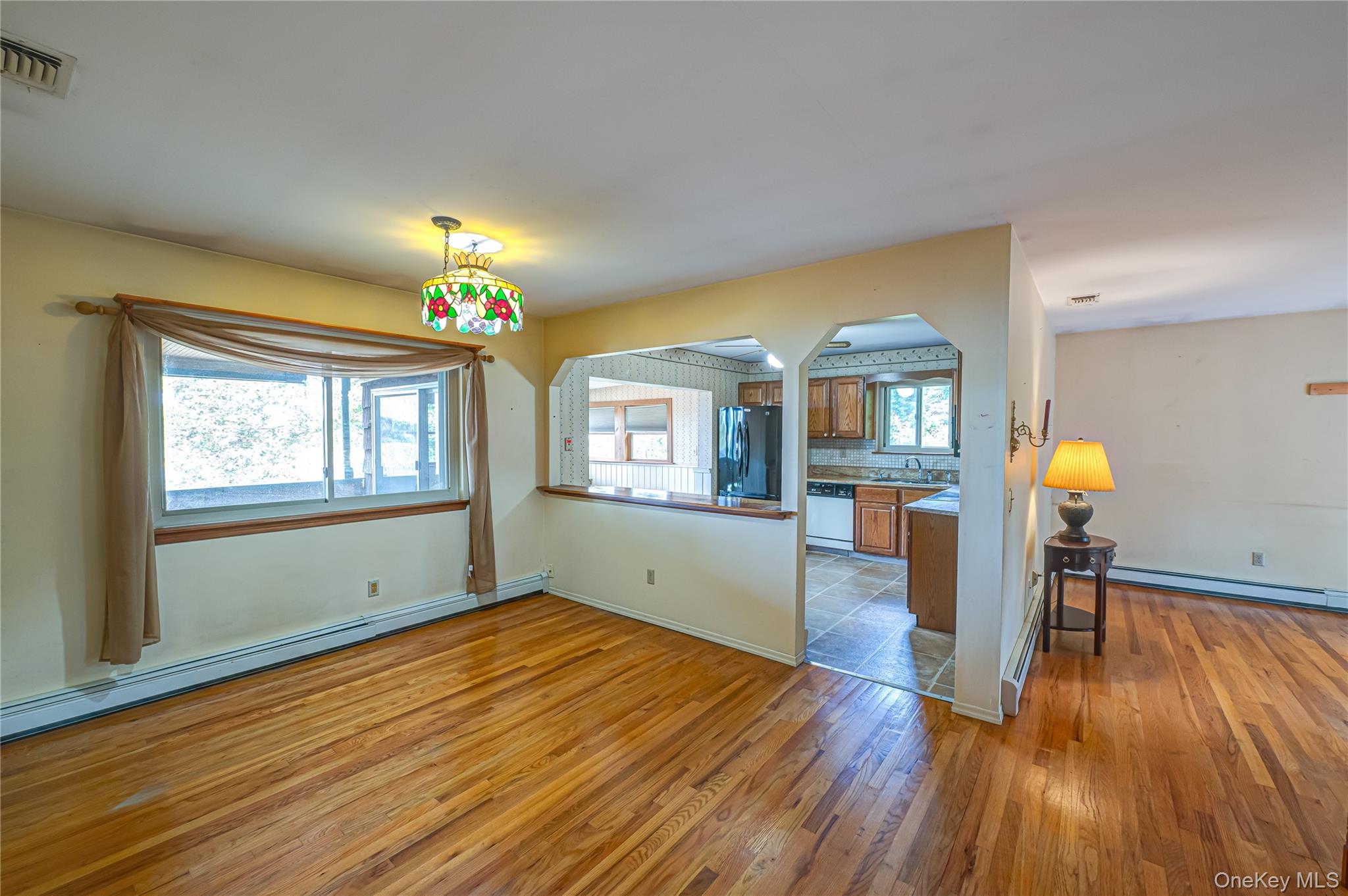 25 Violet Road, Kings Park, NY 11754