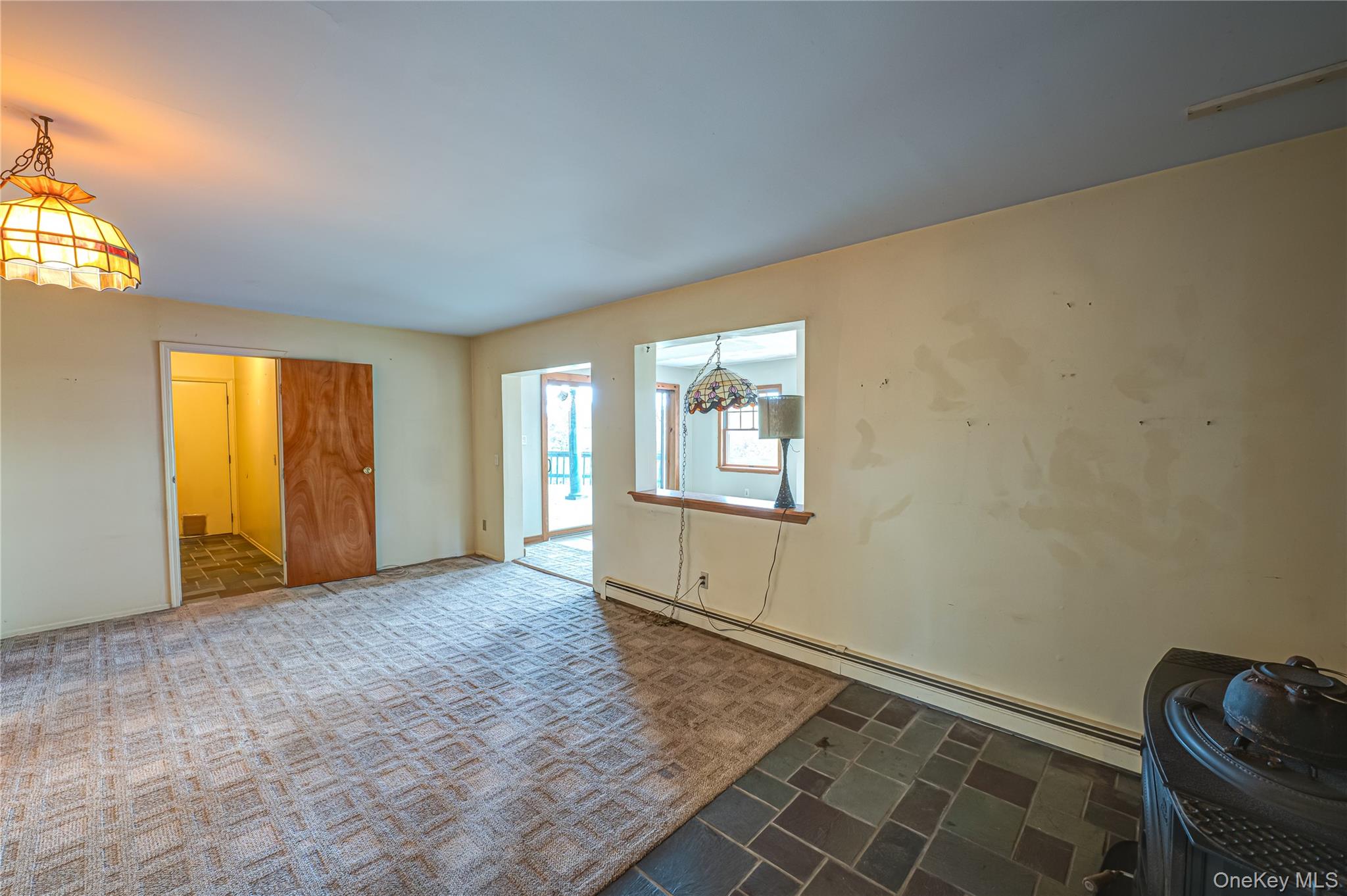 25 Violet Road, Kings Park, NY 11754