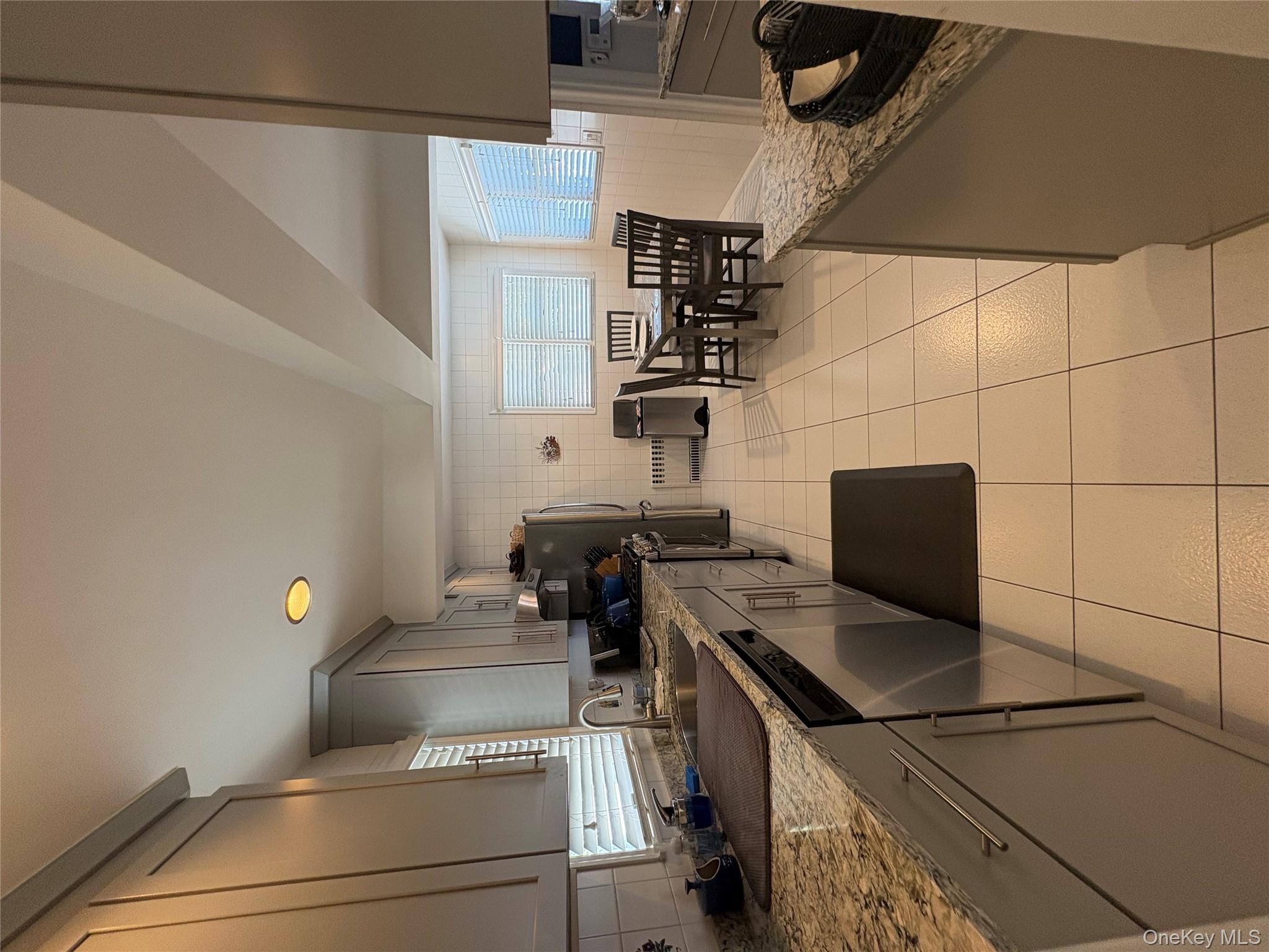 96 Millington Place, Mineola, NY 11501