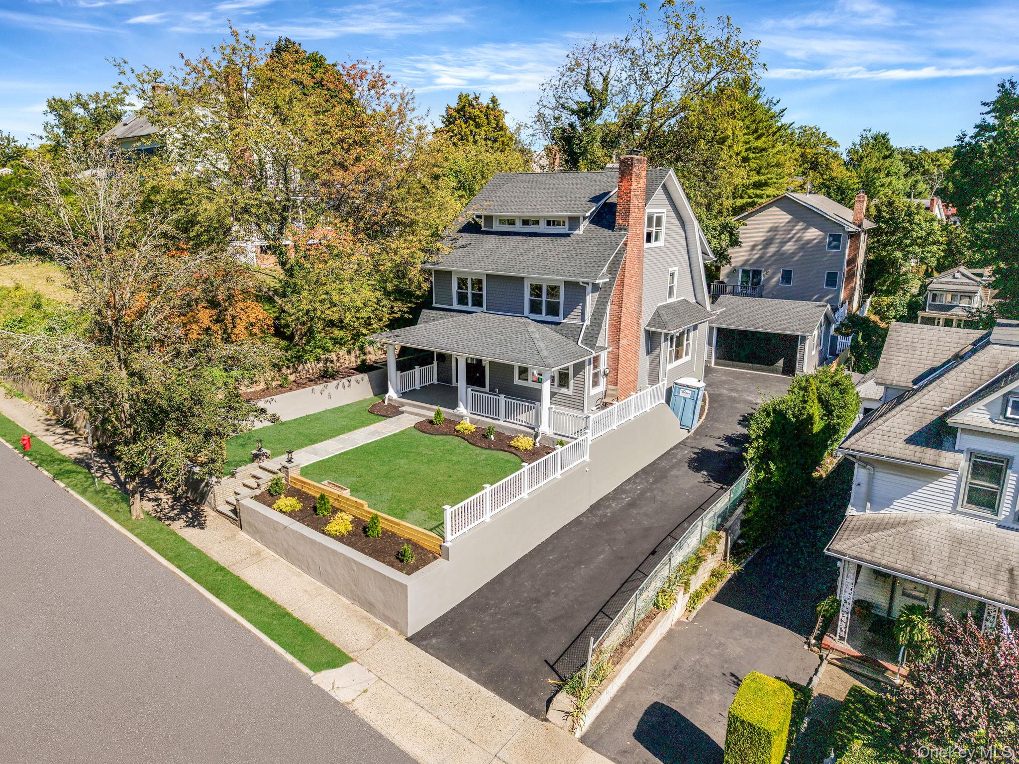 47 Carlton Avenue, Port Washington, NY 11050