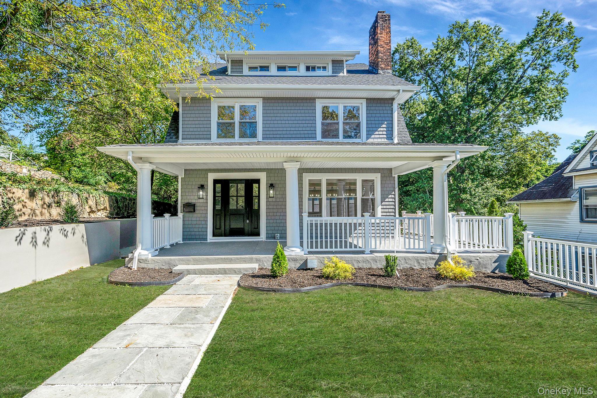 47 Carlton Avenue, Port Washington, NY 11050